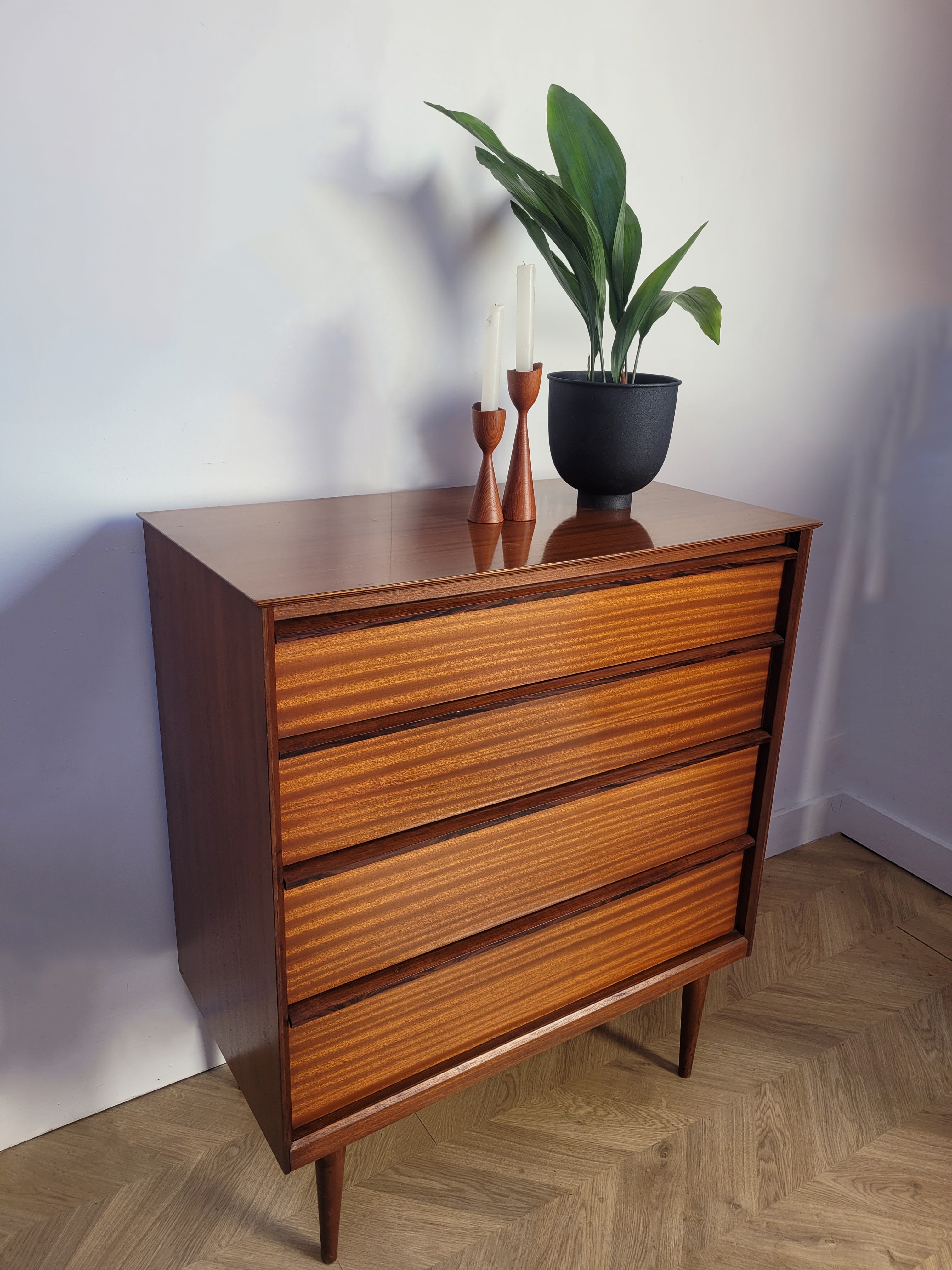 Austinsuite drawers