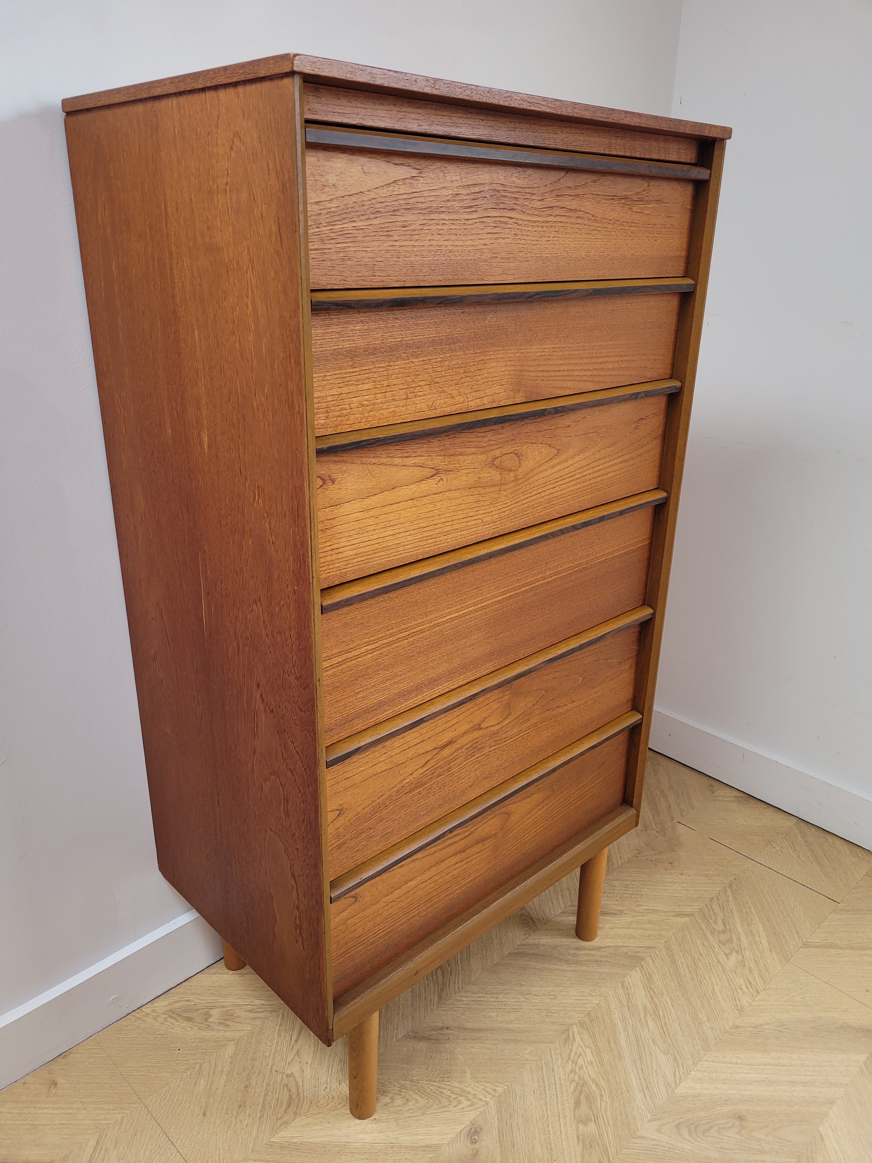 Austinsuite Tallboy