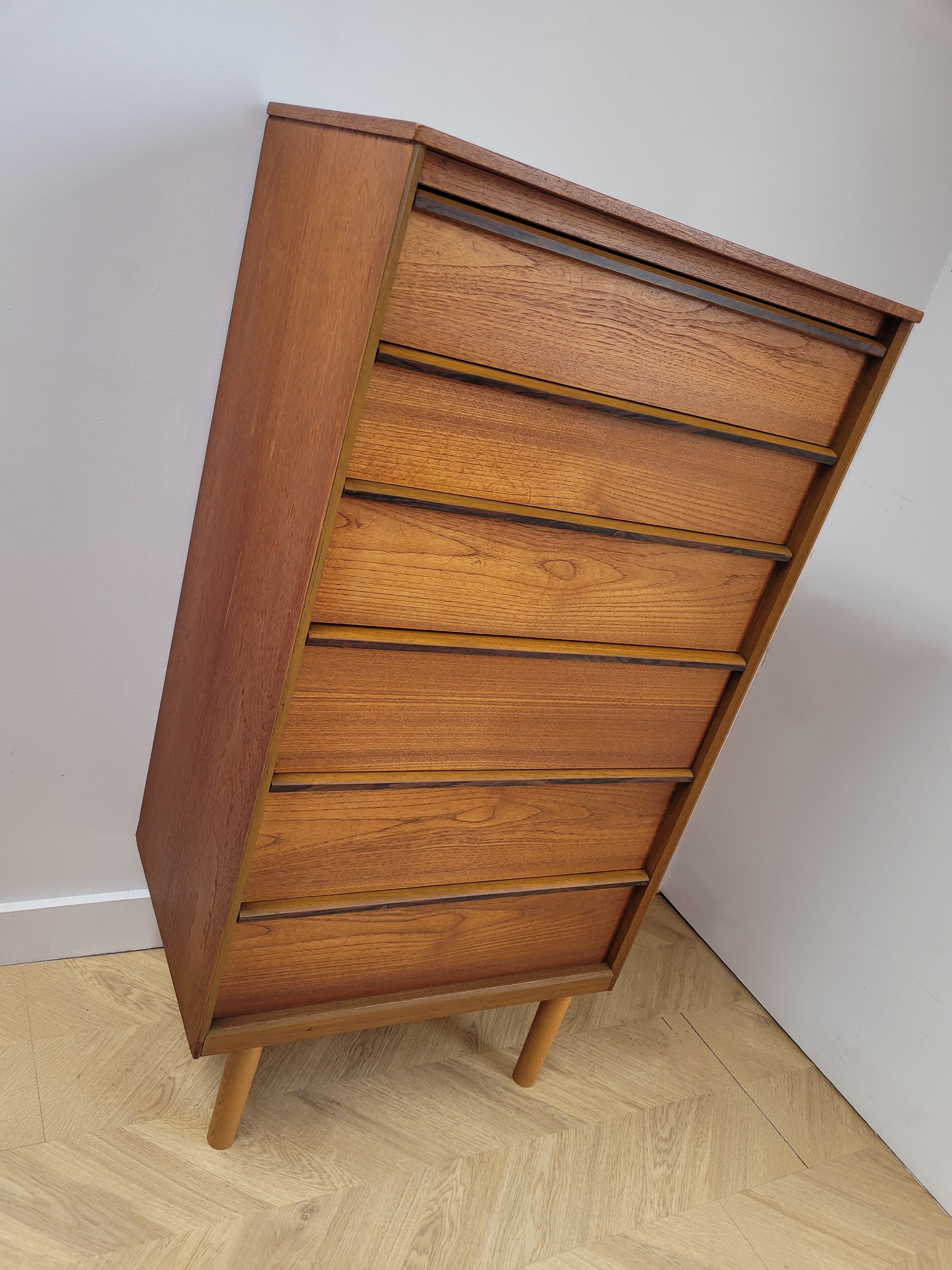 Austinsuite Tallboy