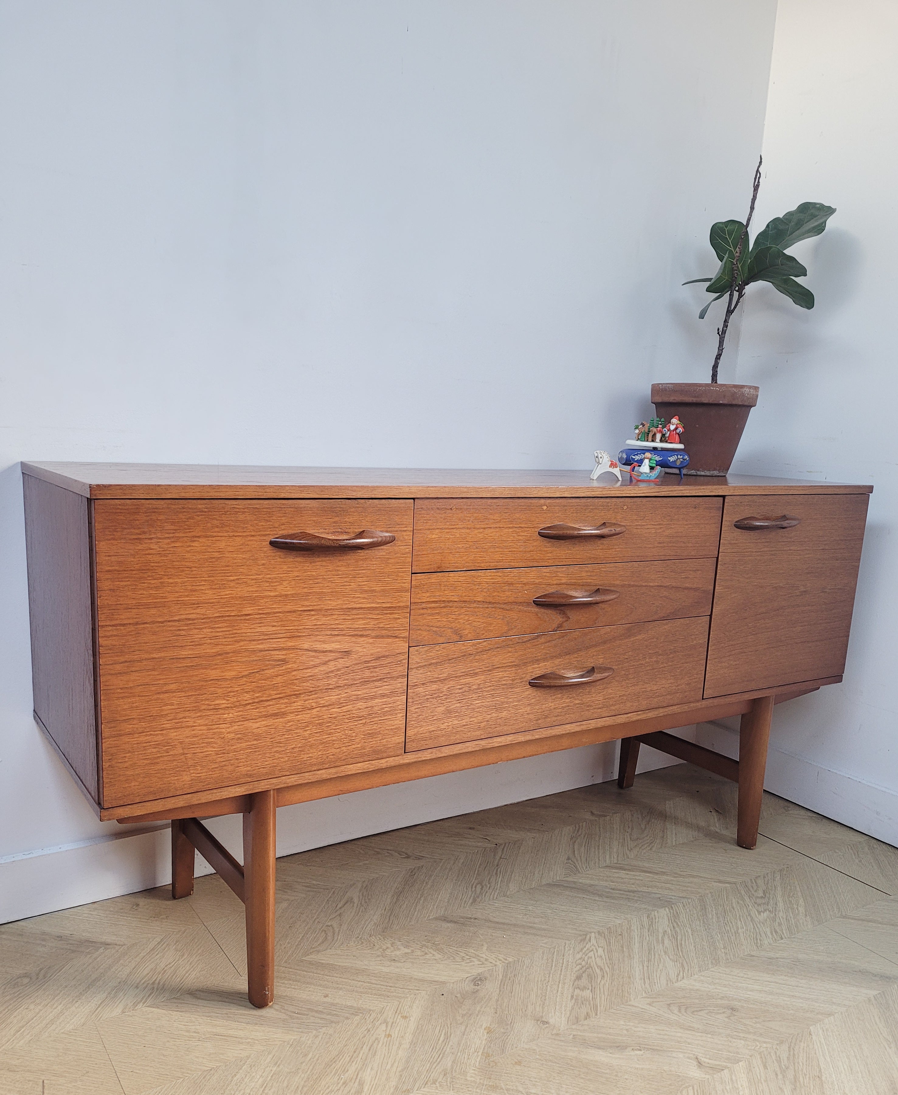 Avalon Sideboard