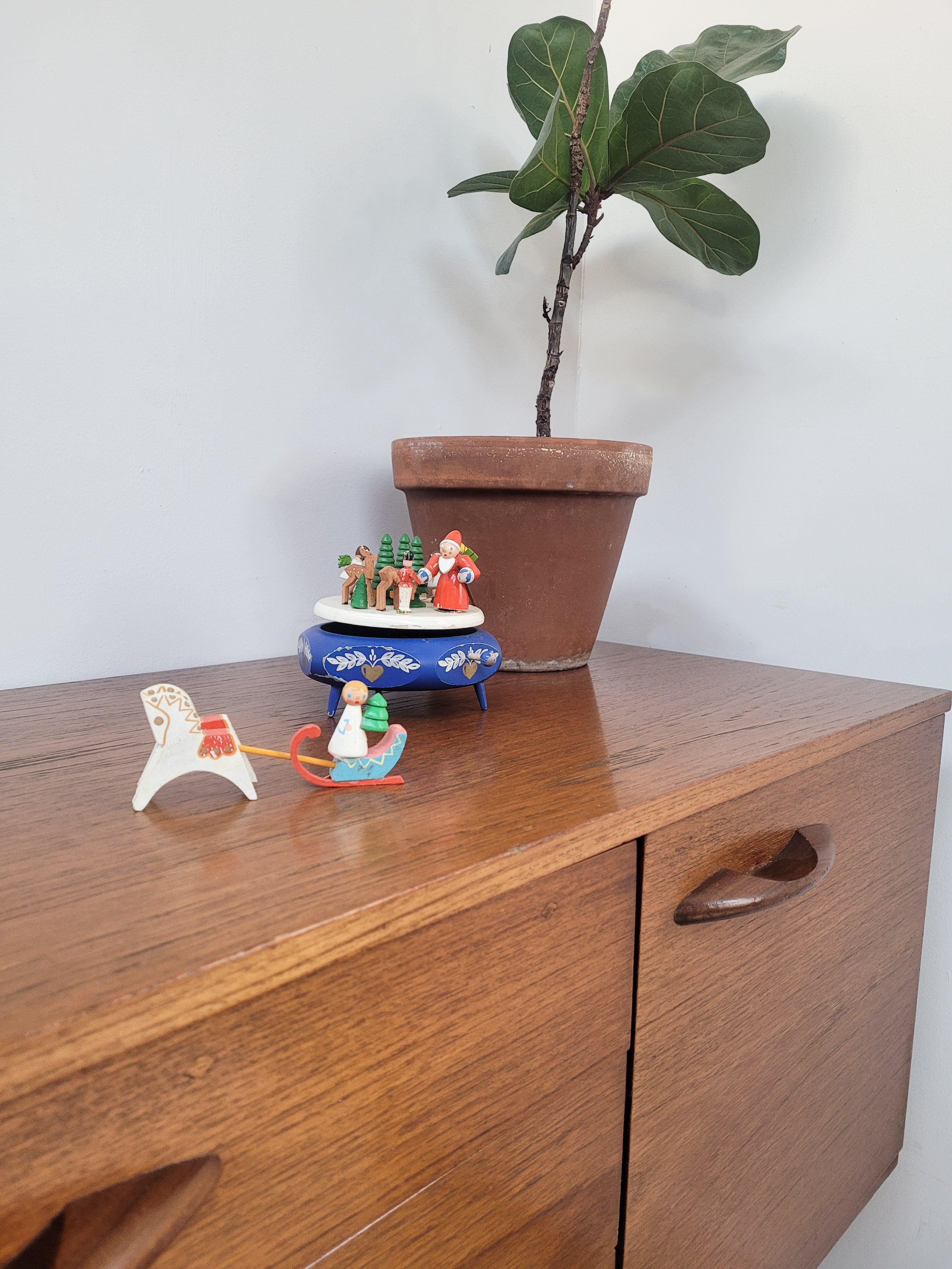 Avalon Sideboard