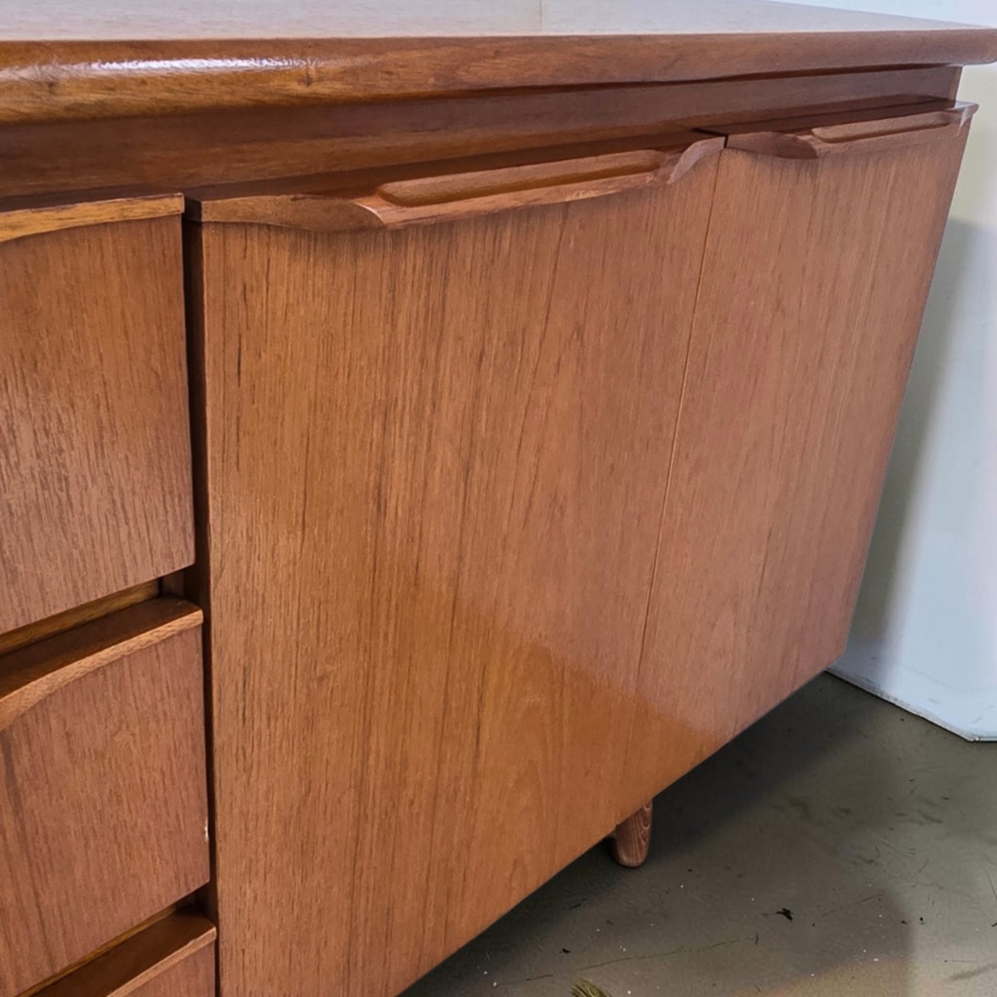 Sakol Compact Sideboard