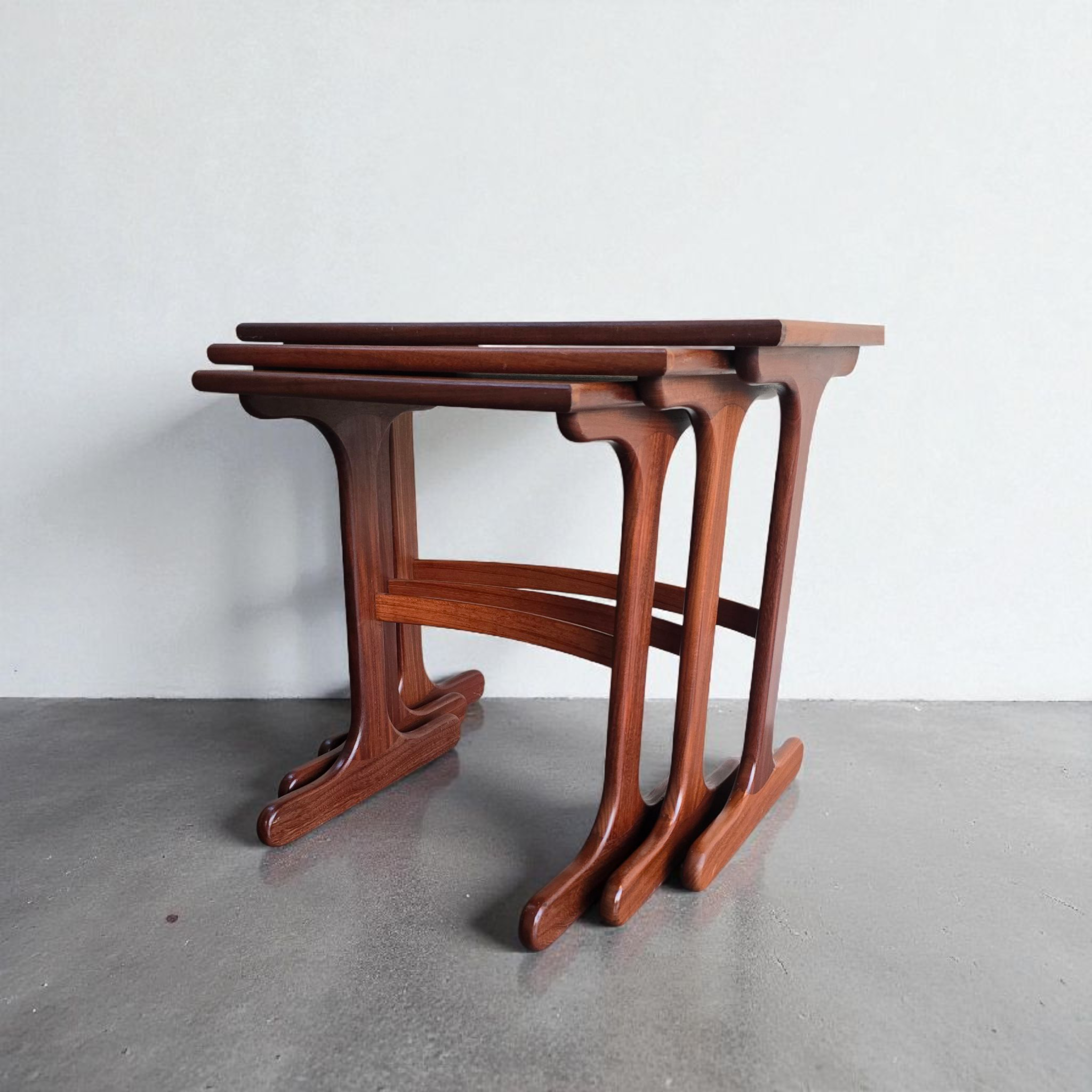 Gplan Nest of Tables