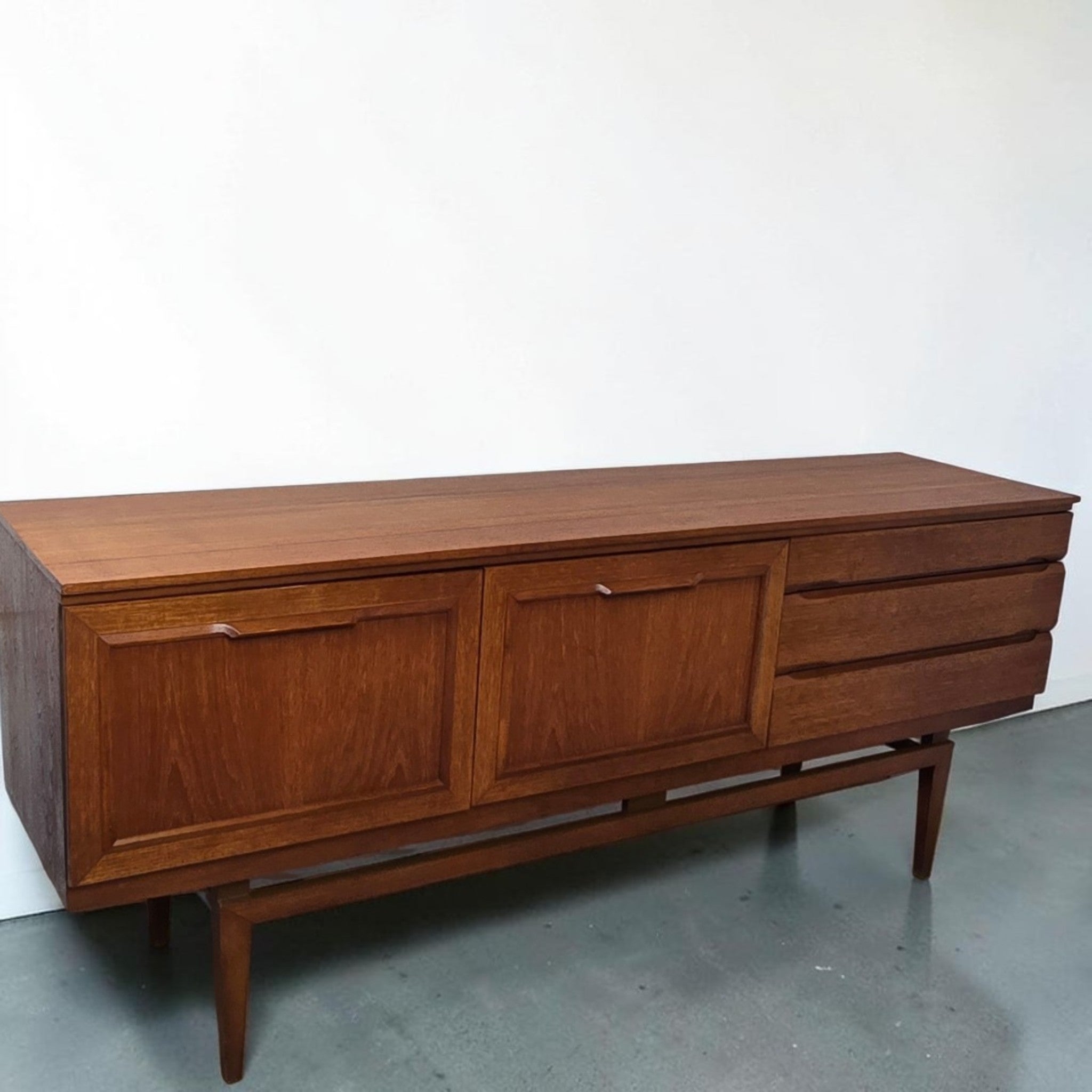 Beautility Sideboard