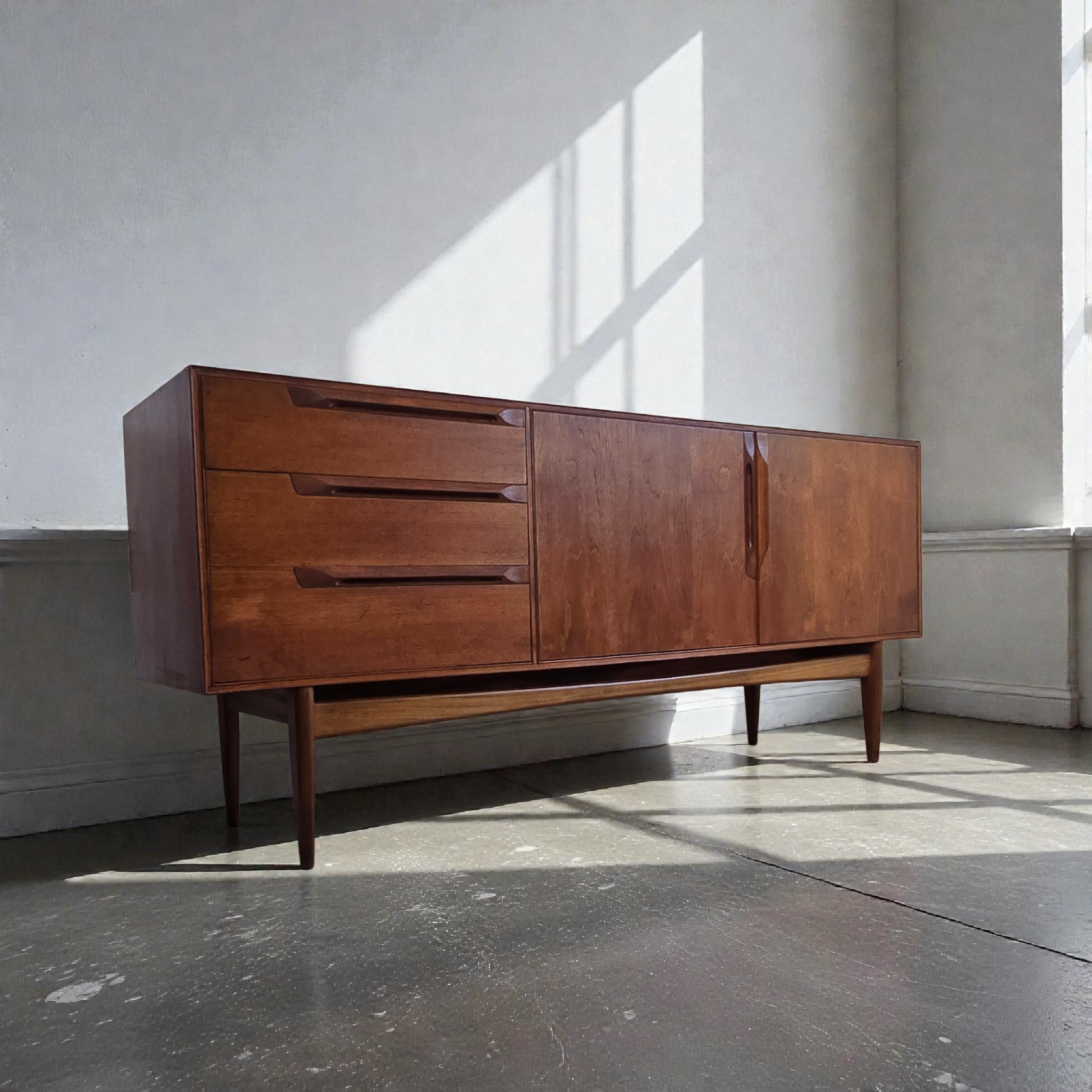 Mcintosh Eden Sideboard