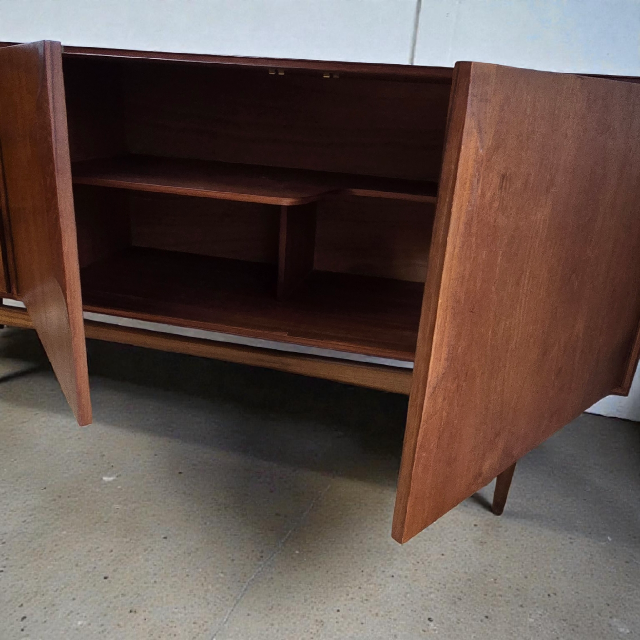 Mcintosh Eden Sideboard