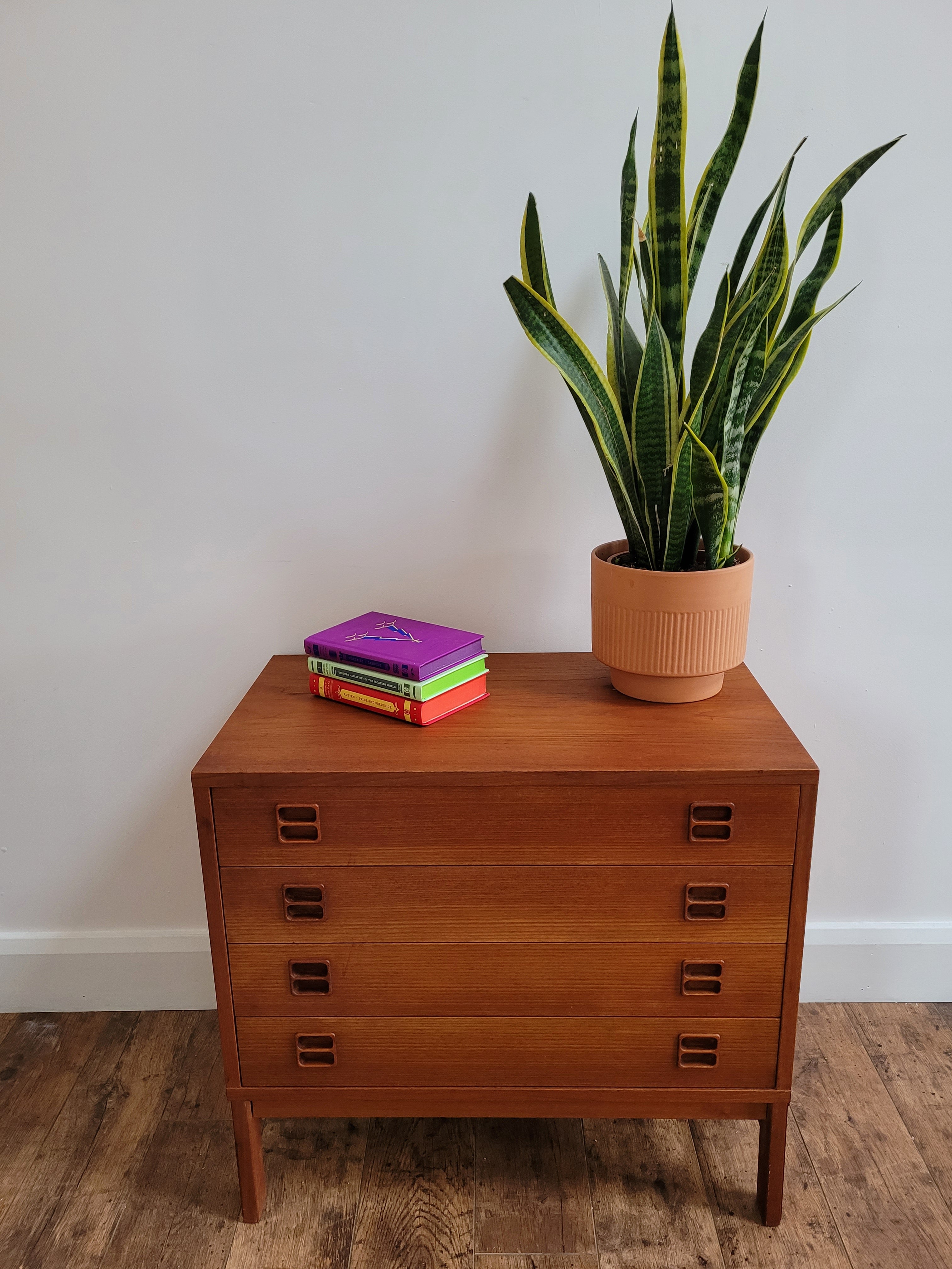 Scandinavian Drawers