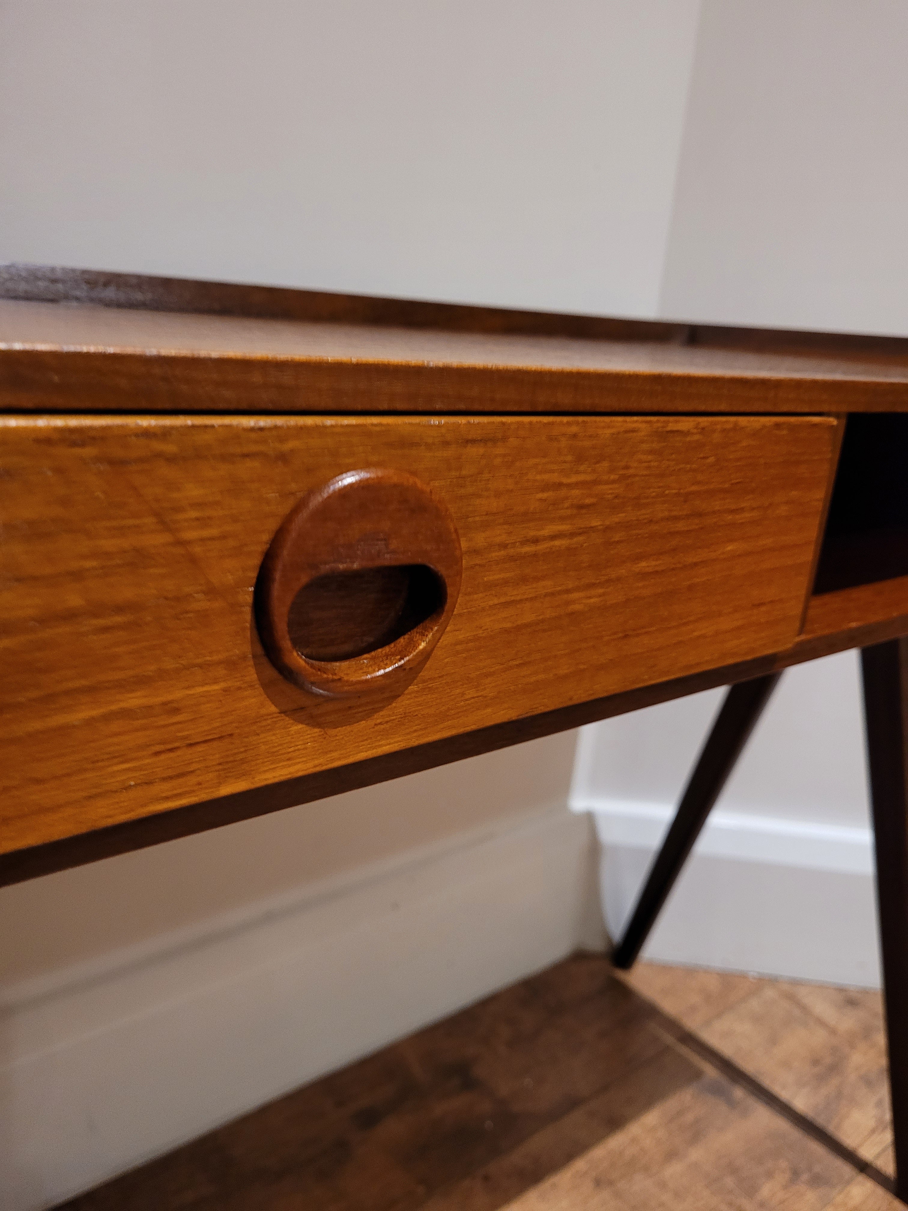 Swedish Console