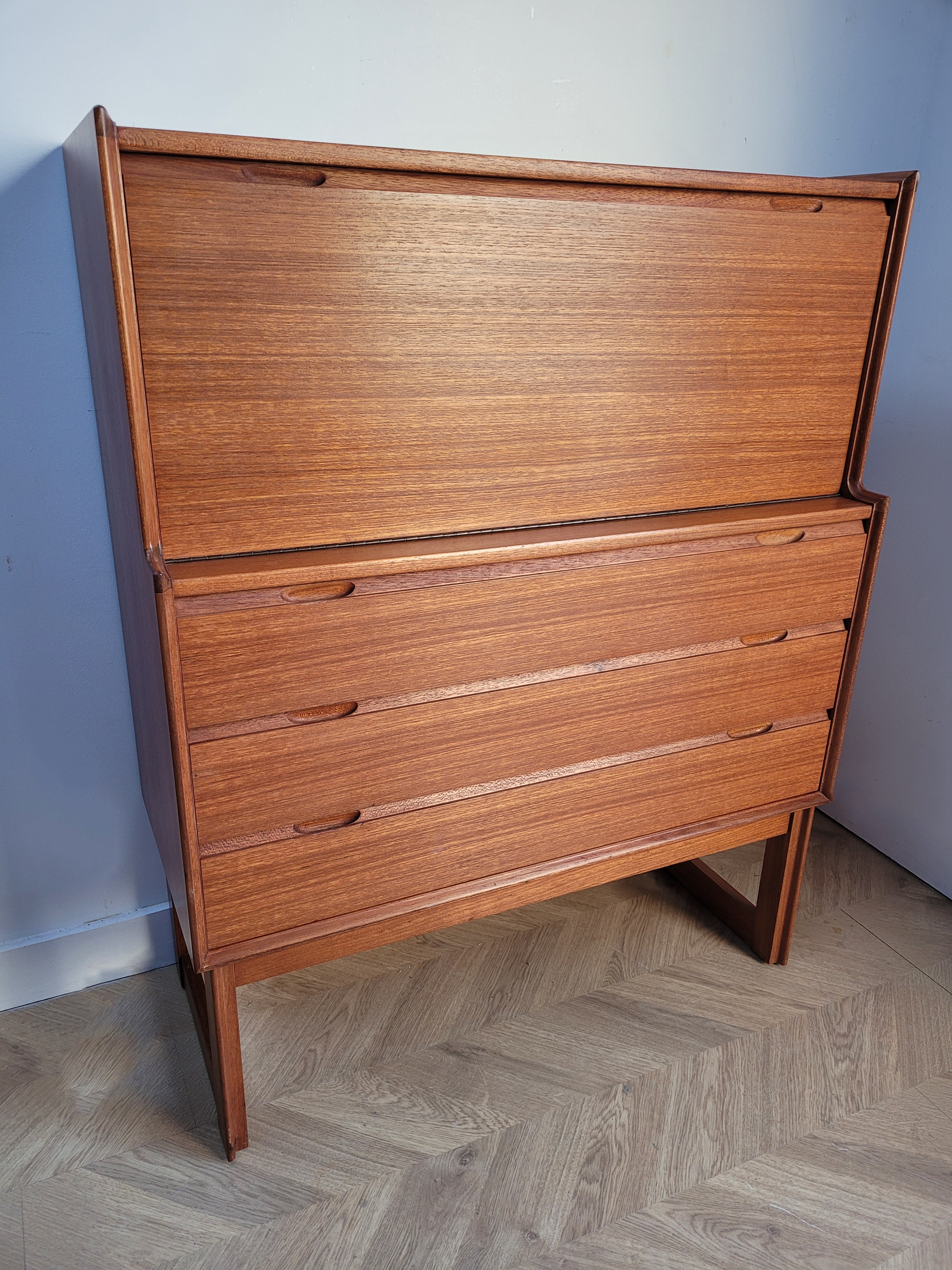 Turnidge Bureau