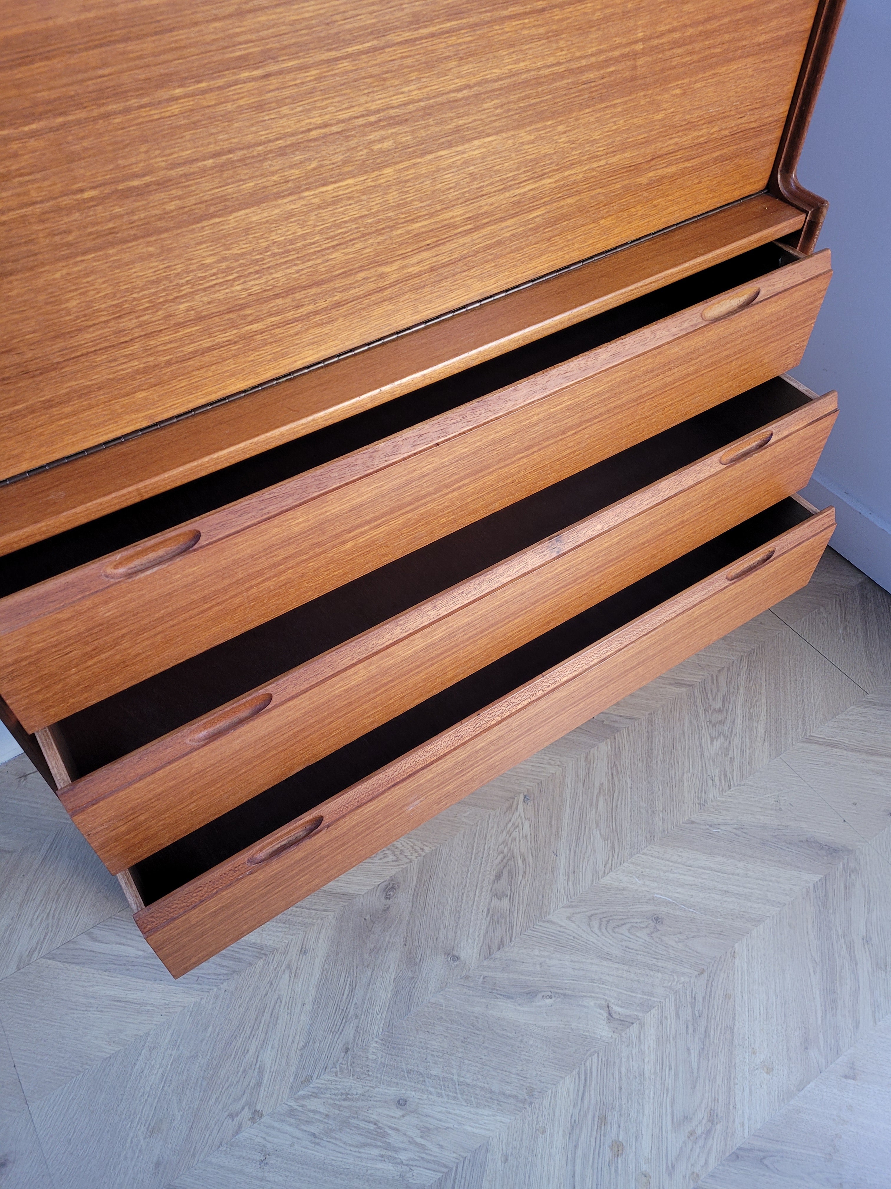 Turnidge Bureau