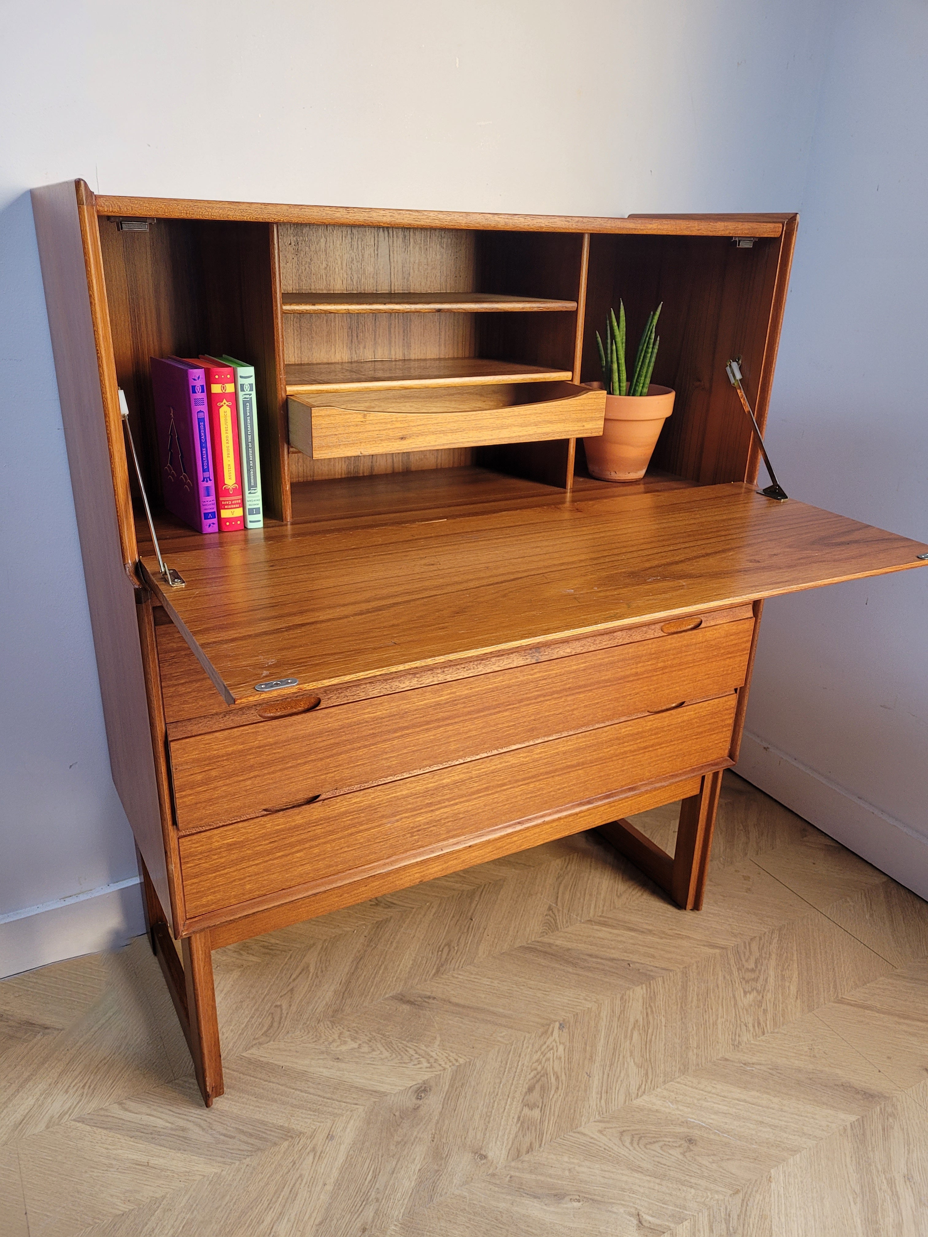 Turnidge Bureau