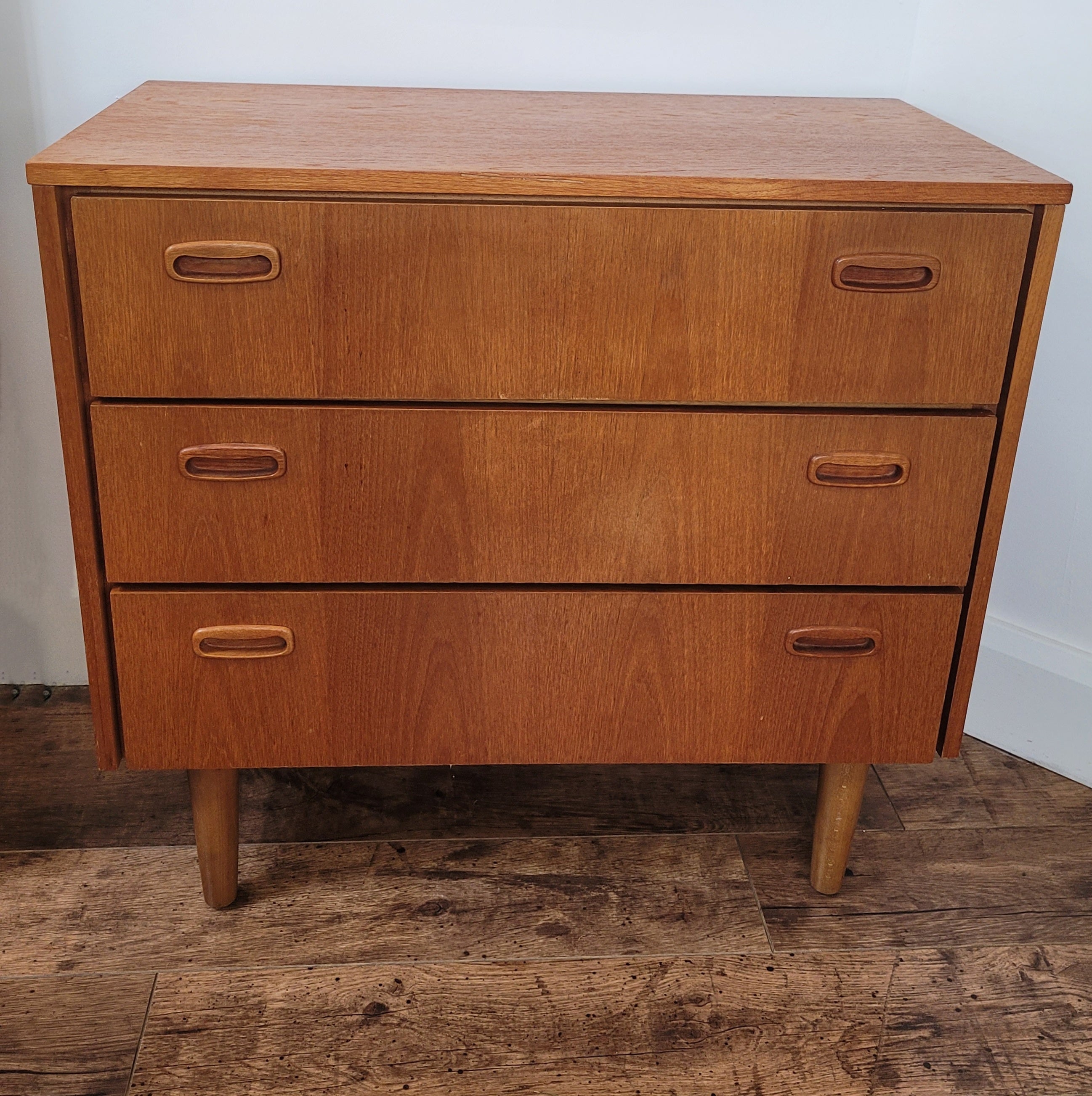 Swedish Drawers