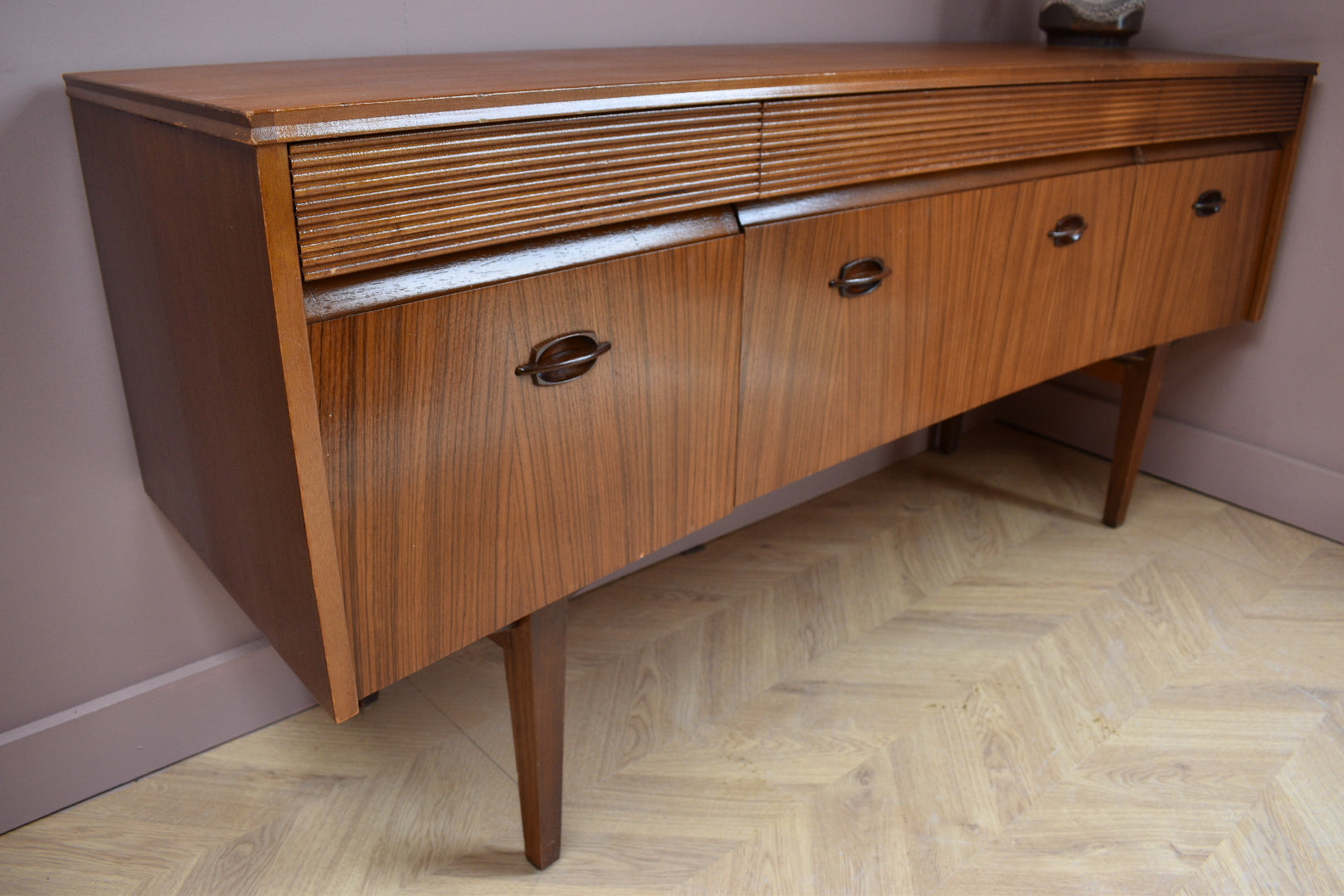 Elliots of Newbury Sideboard