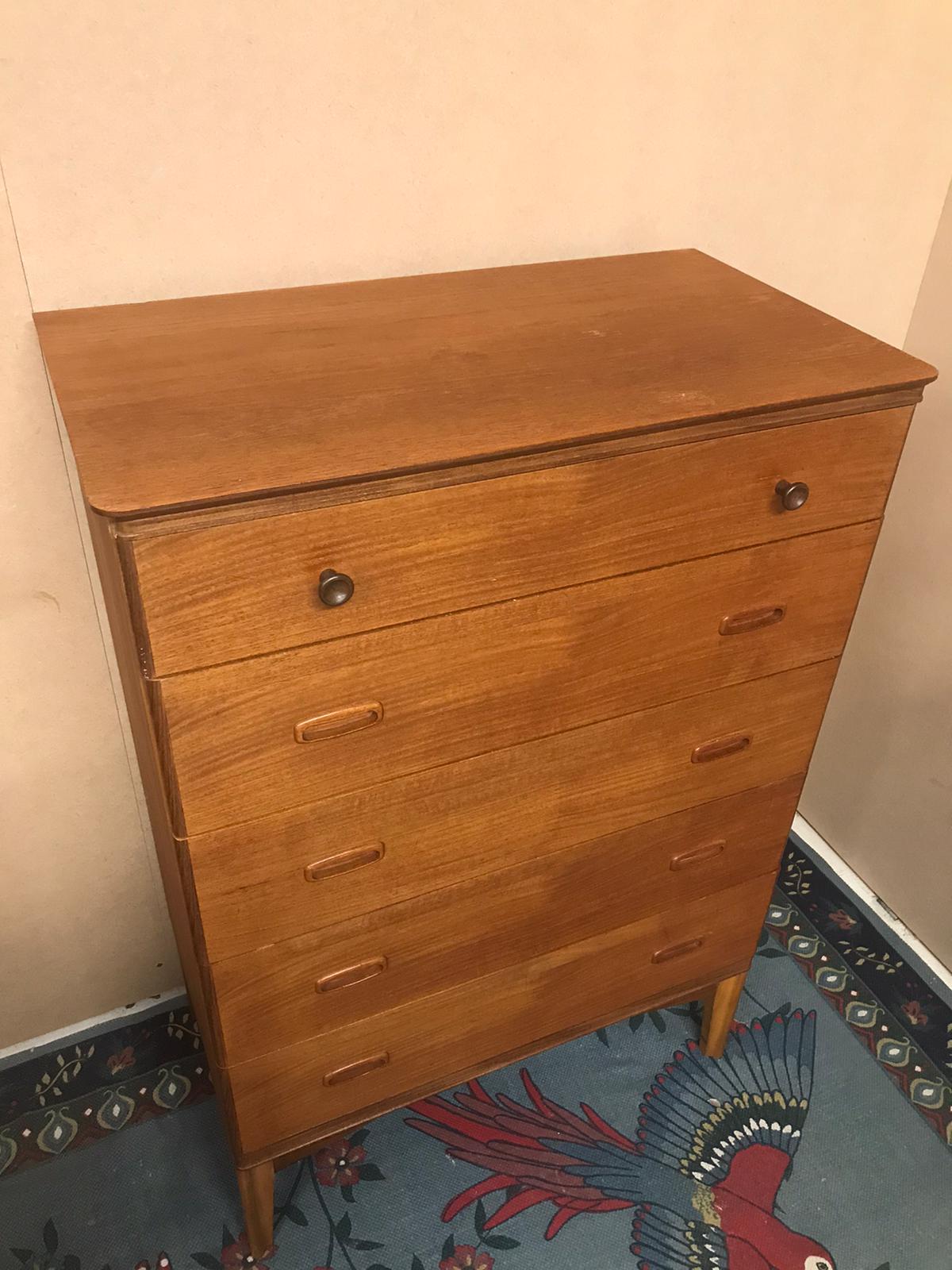 Autinsuite Oak Tallboy