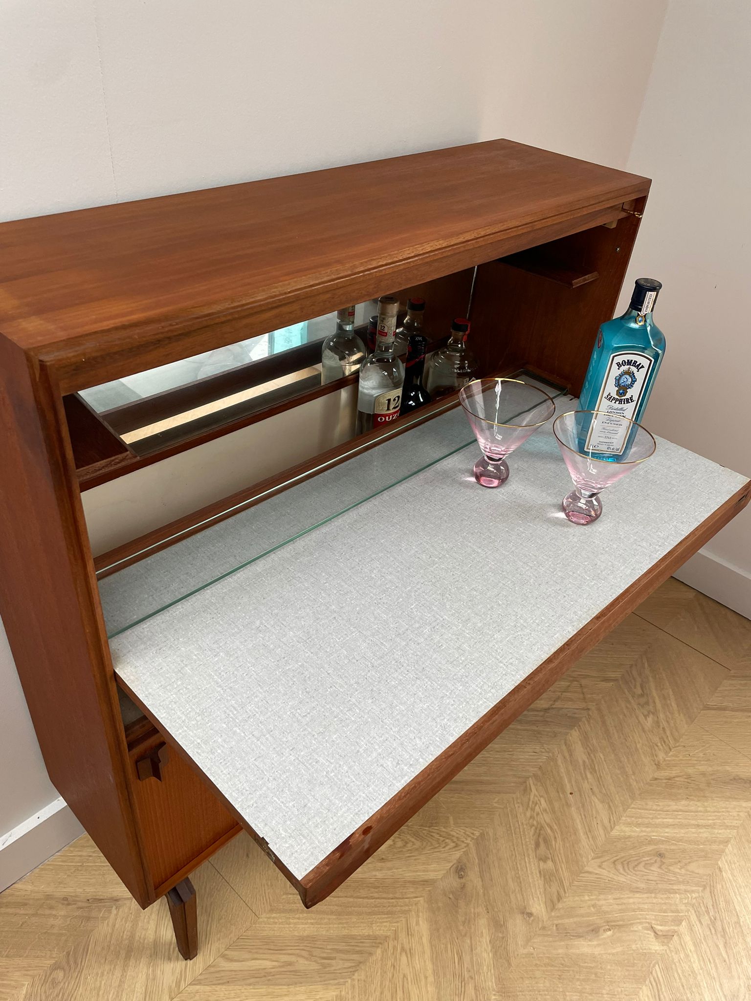 Beaver & Tapley Drinks Cabinet