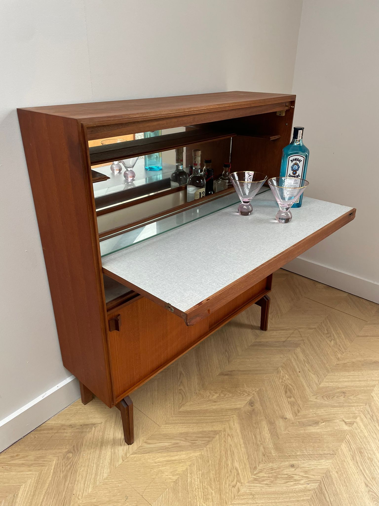 Beaver & Tapley Drinks Cabinet