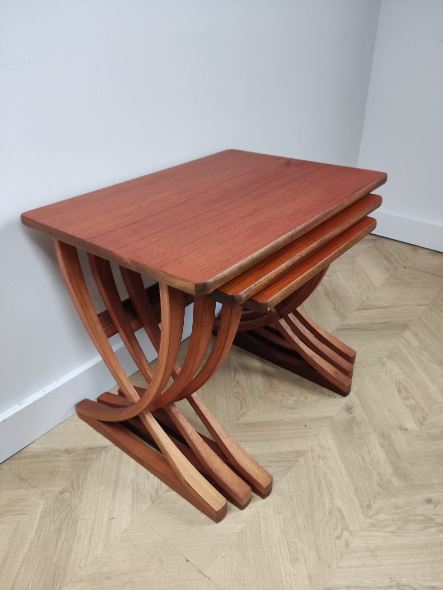 Nathan nest of tables