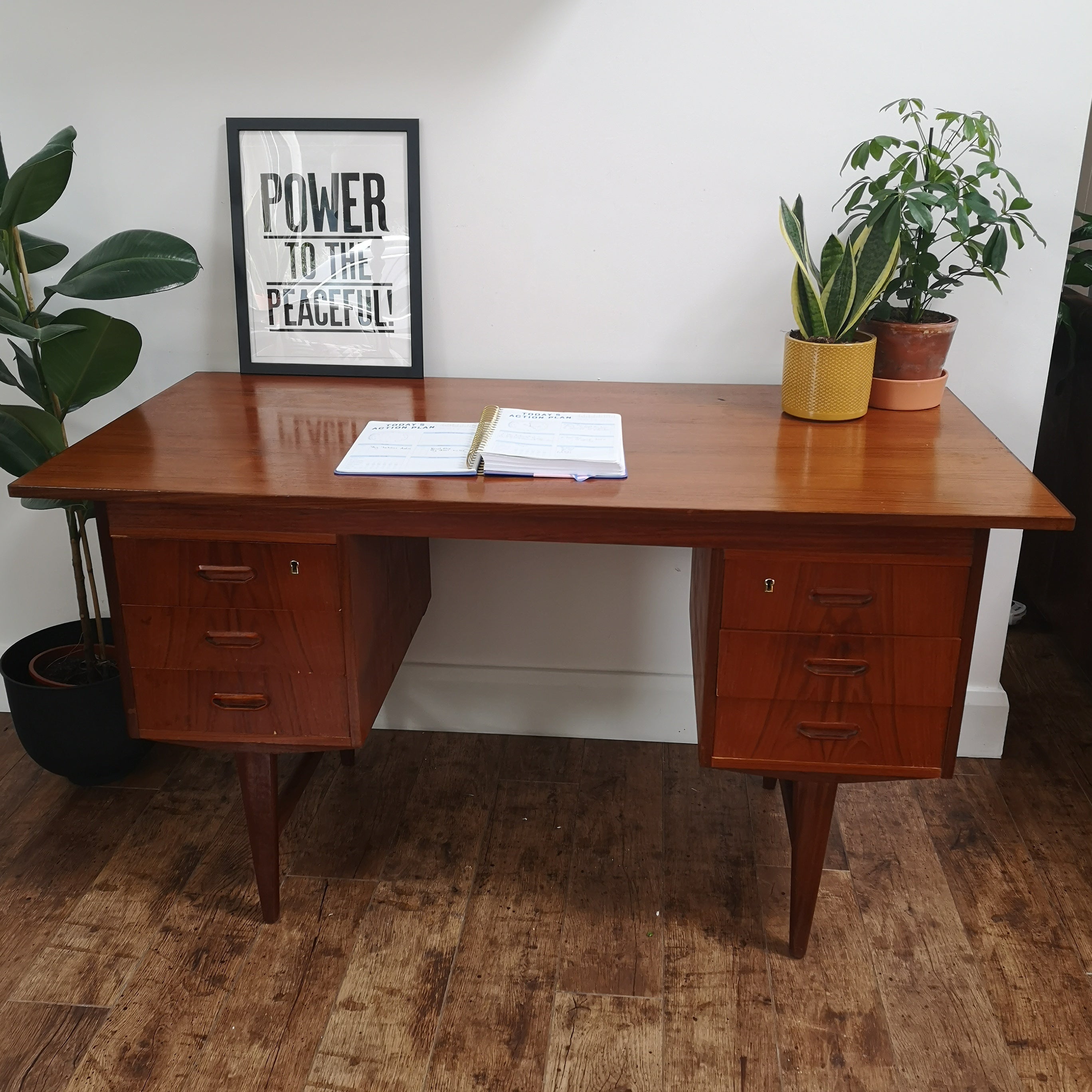 Mid Century Teak Crossbanded Desk