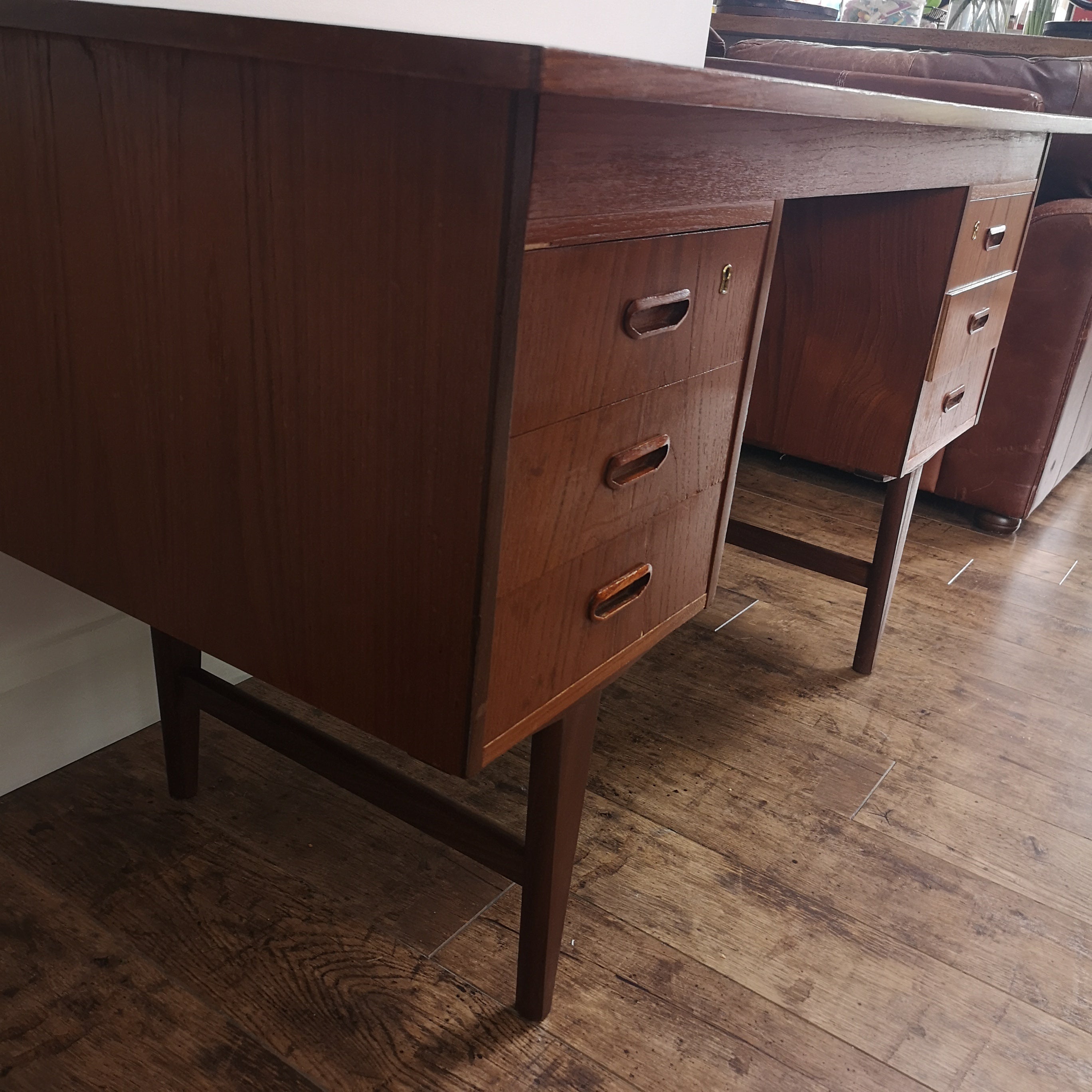 Mid Century Teak Crossbanded Desk