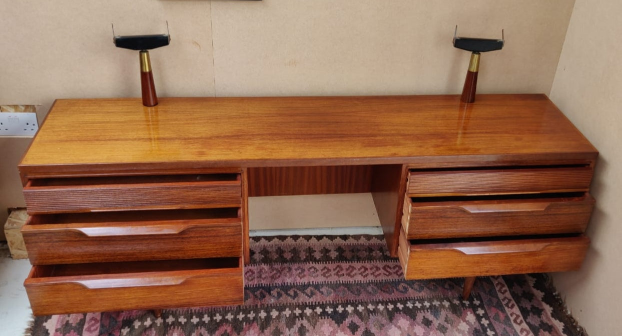 White & Newton Dressing table/Desk