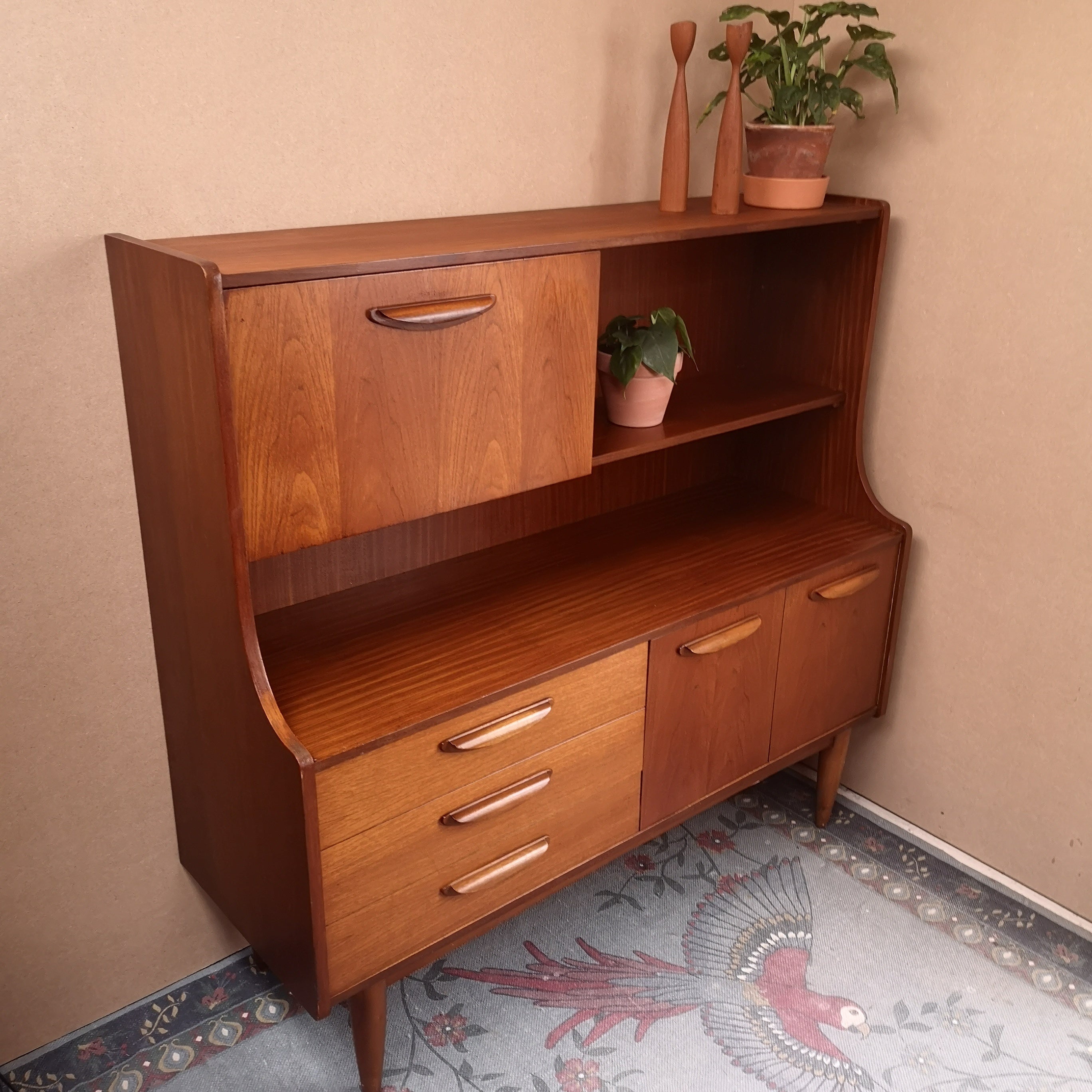 Stonehill Stateroom Highboard