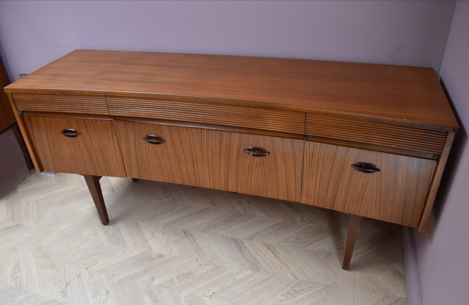 Elliots of Newbury Sideboard