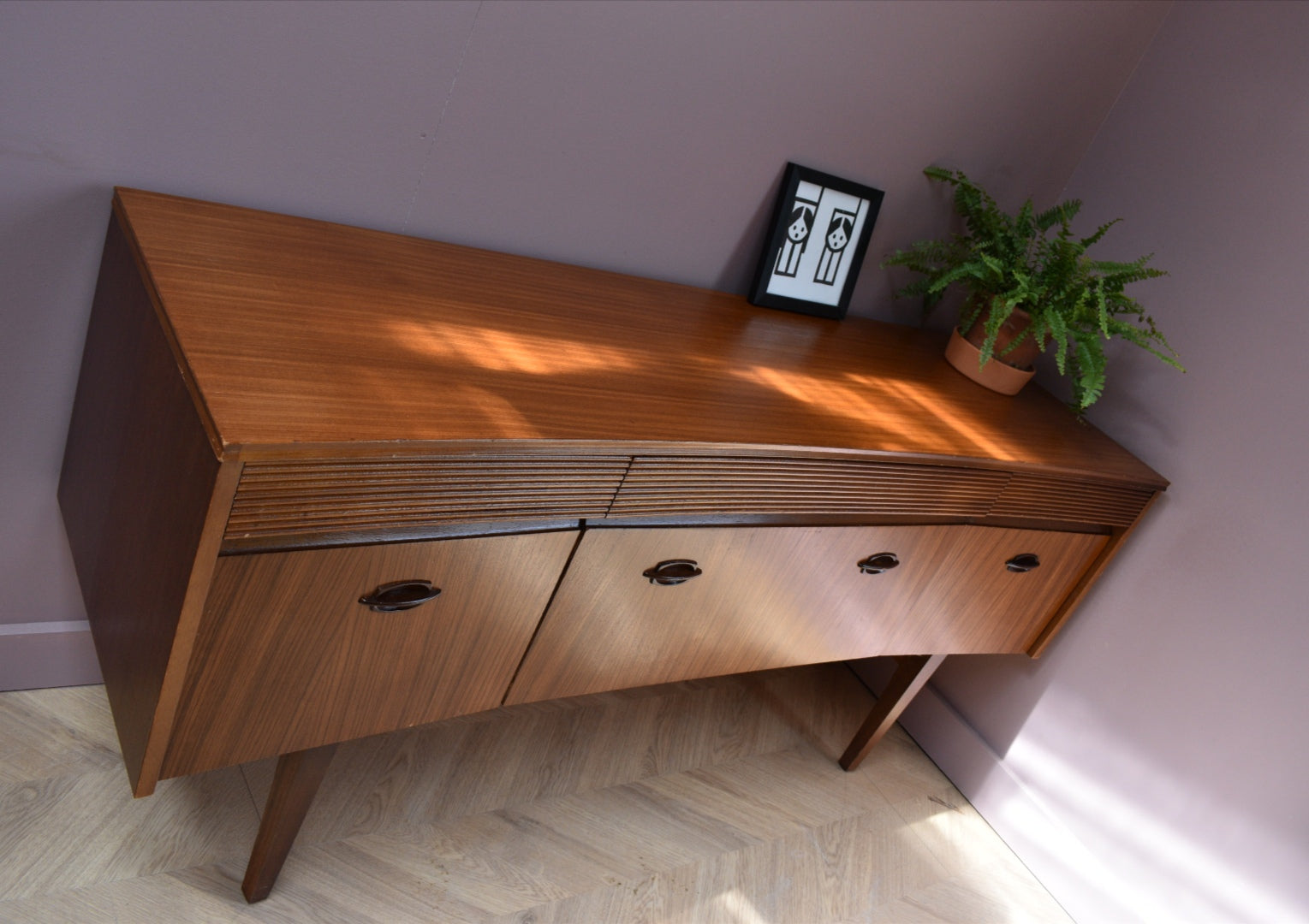 Elliots of Newbury Sideboard