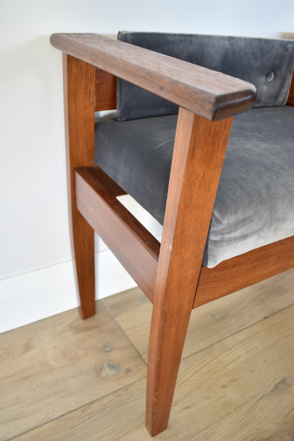 Teak Telephone Seat