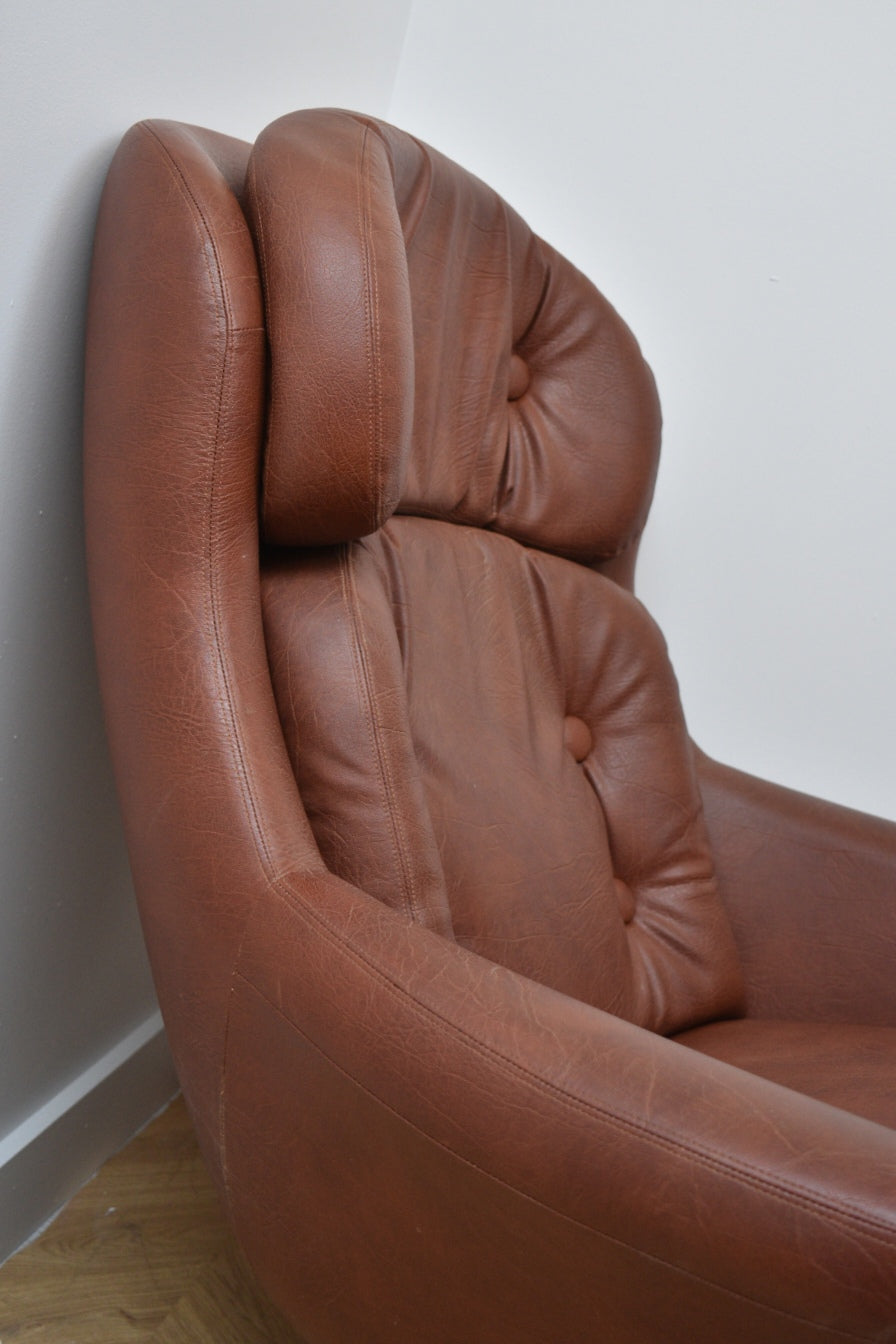 Mid Century Swivel Chair
