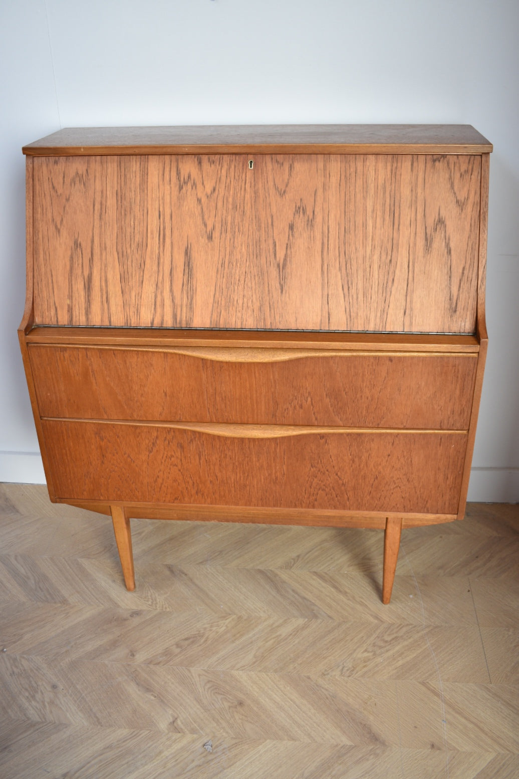 Sutcliffe Bureau