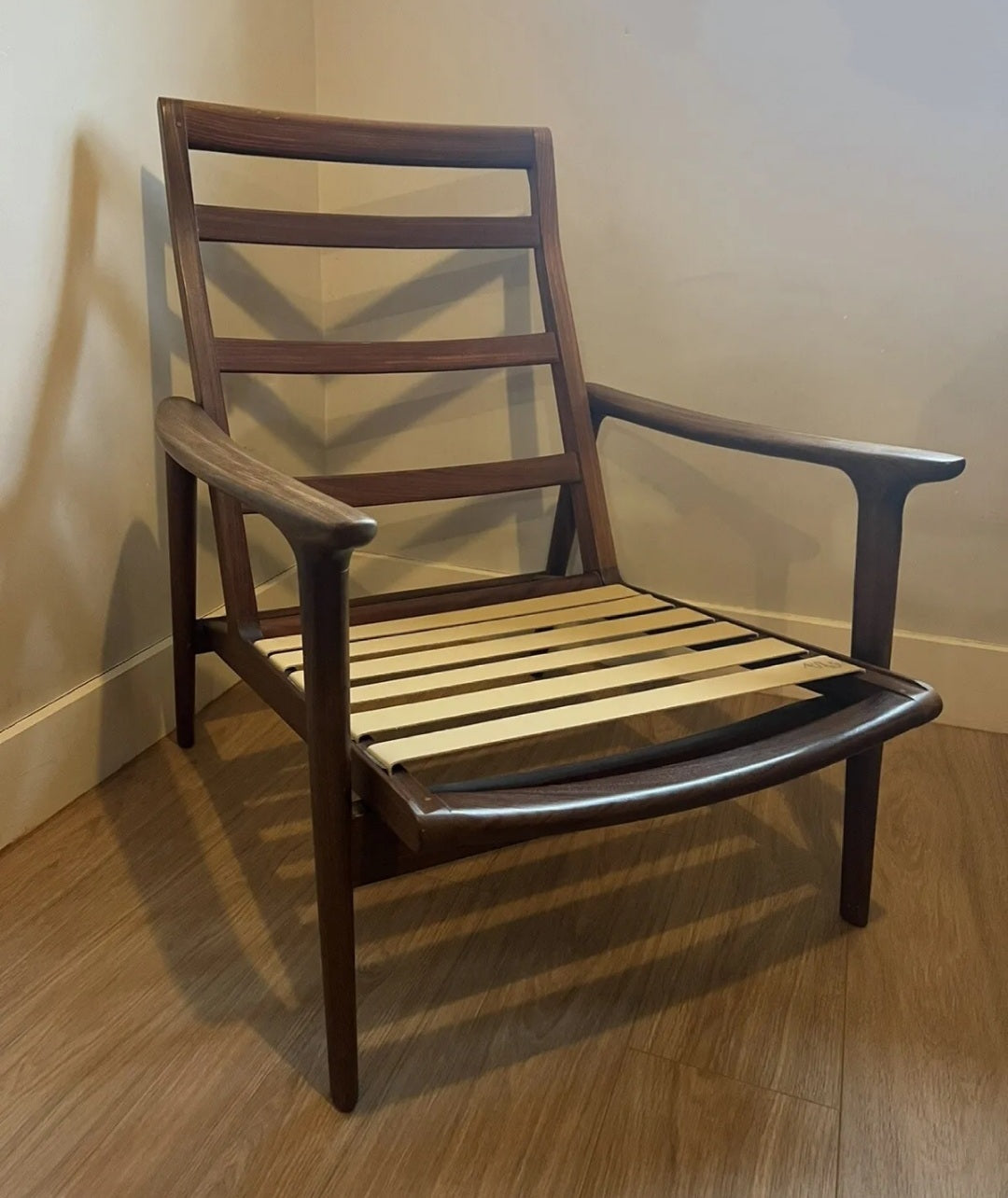 Guy Rogers 'New Yorker' High Back Chair