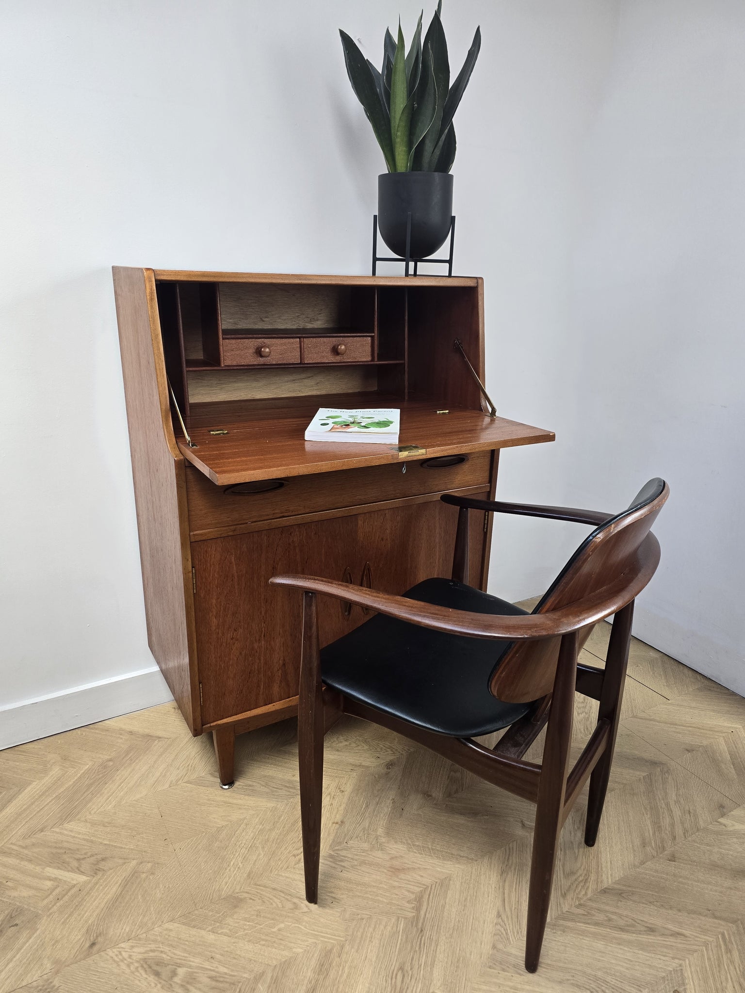 Jentique Bureau