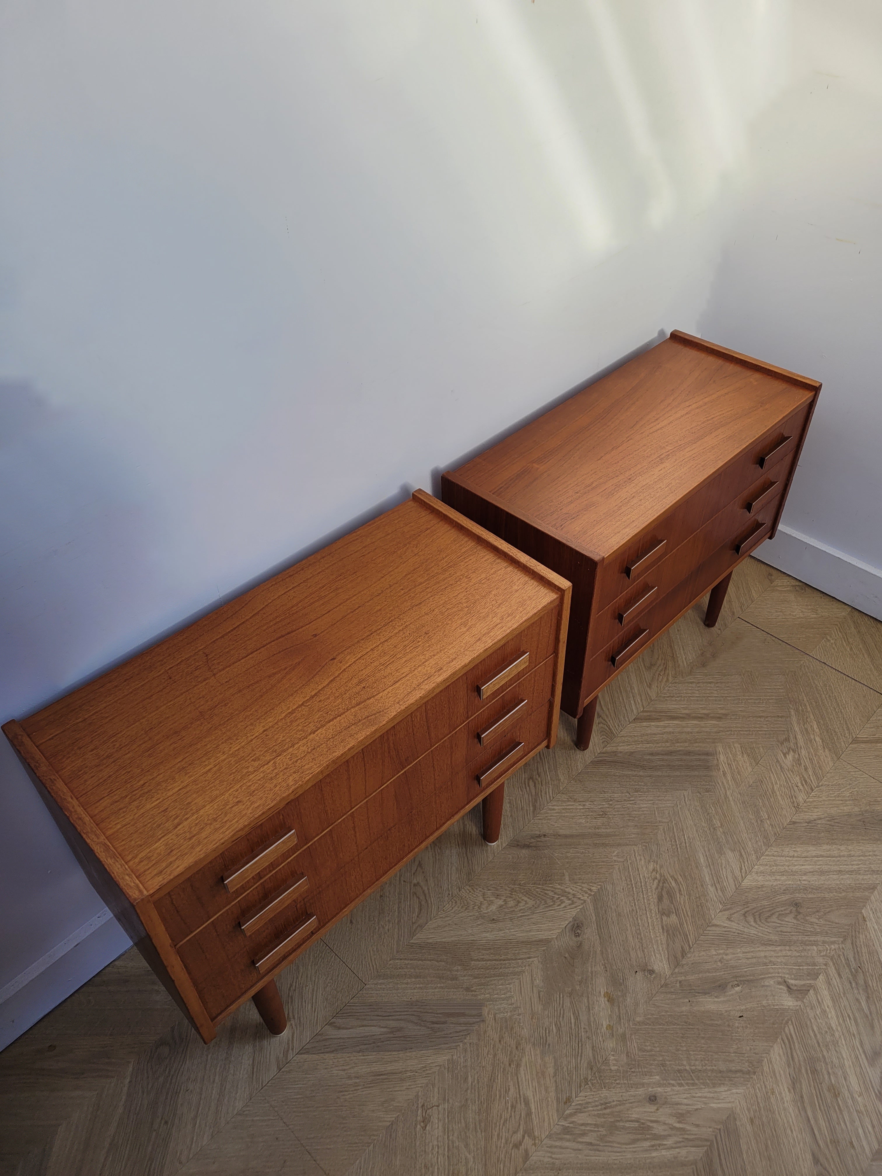 Bedsides/Drawers by Ejsing Møbelfabrik