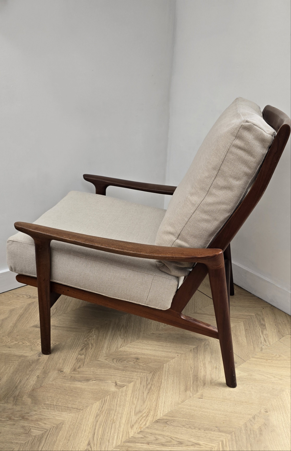 Guy Rogers 'New Yorker' High Back Armchair