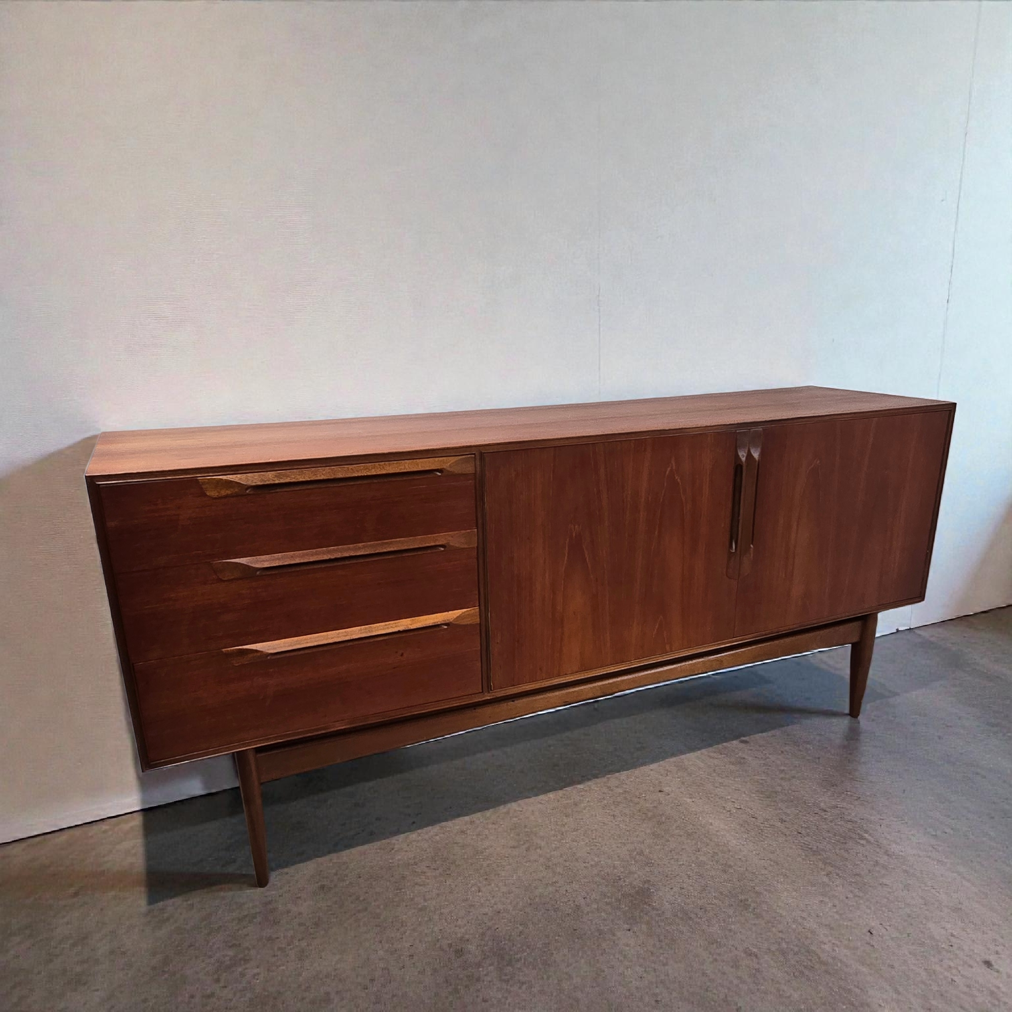 Mcintosh Eden Sideboard