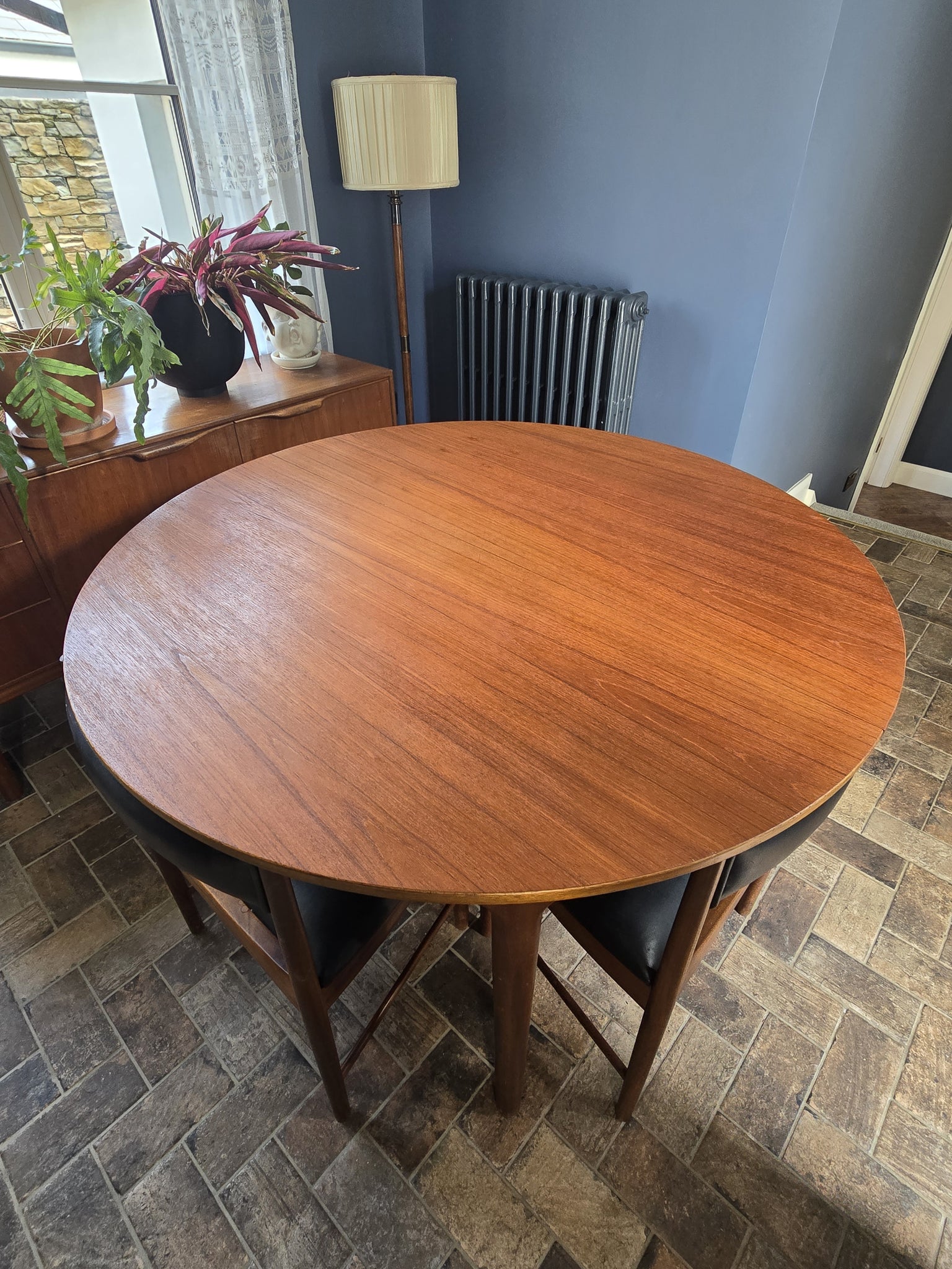 McIntosh Dining table & chairs