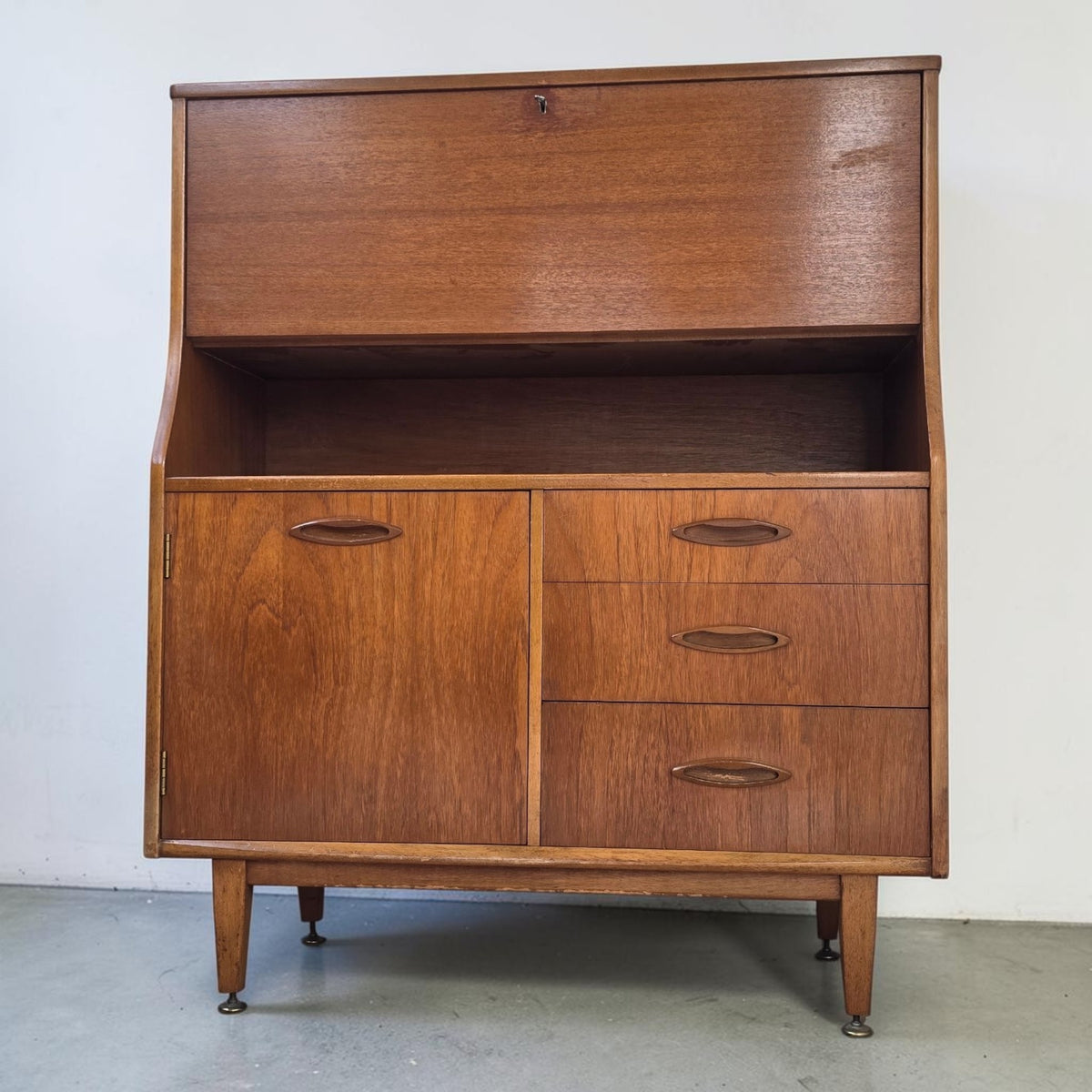 Jentique Bureau