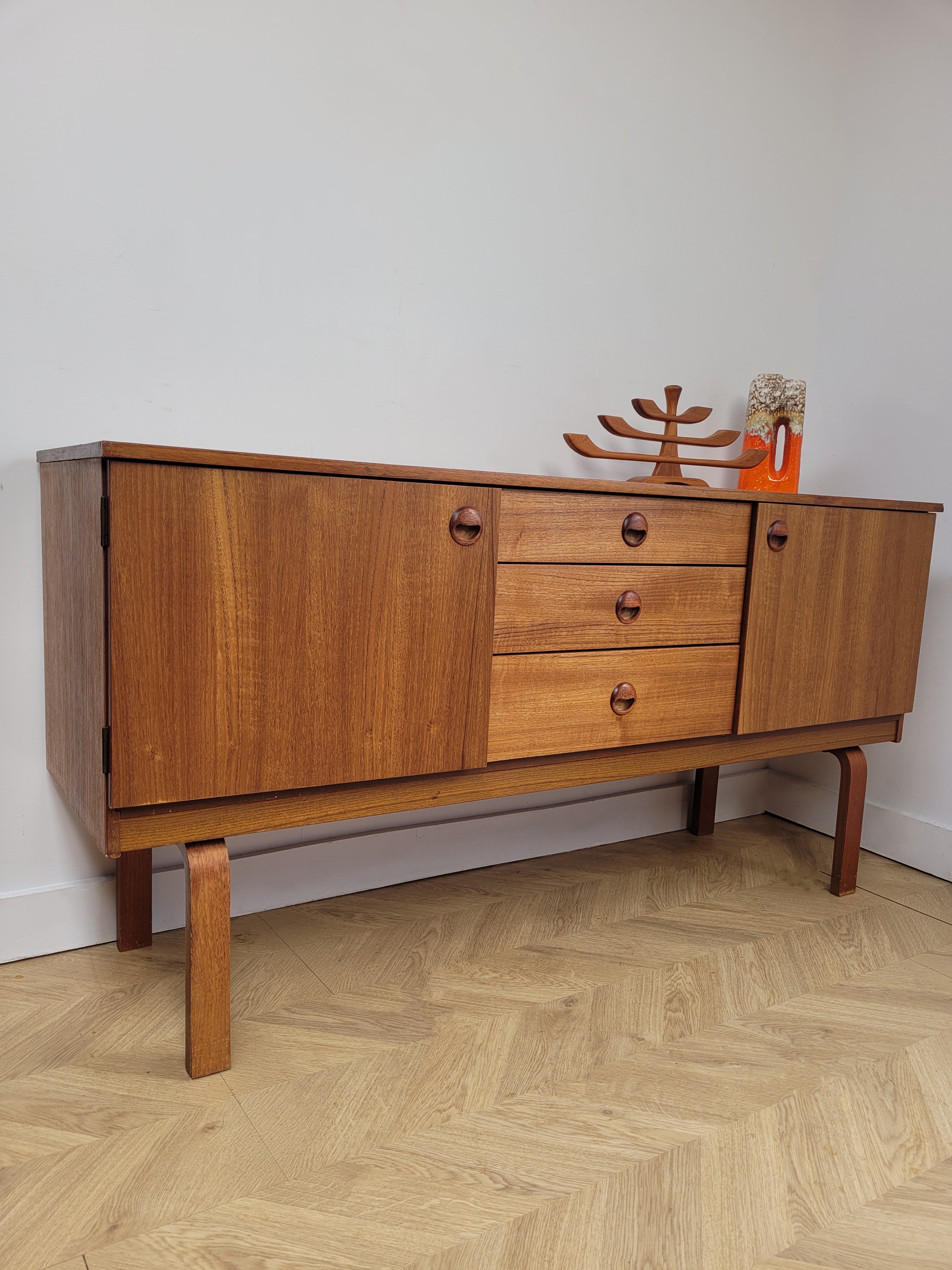 Schreiber Sideboard