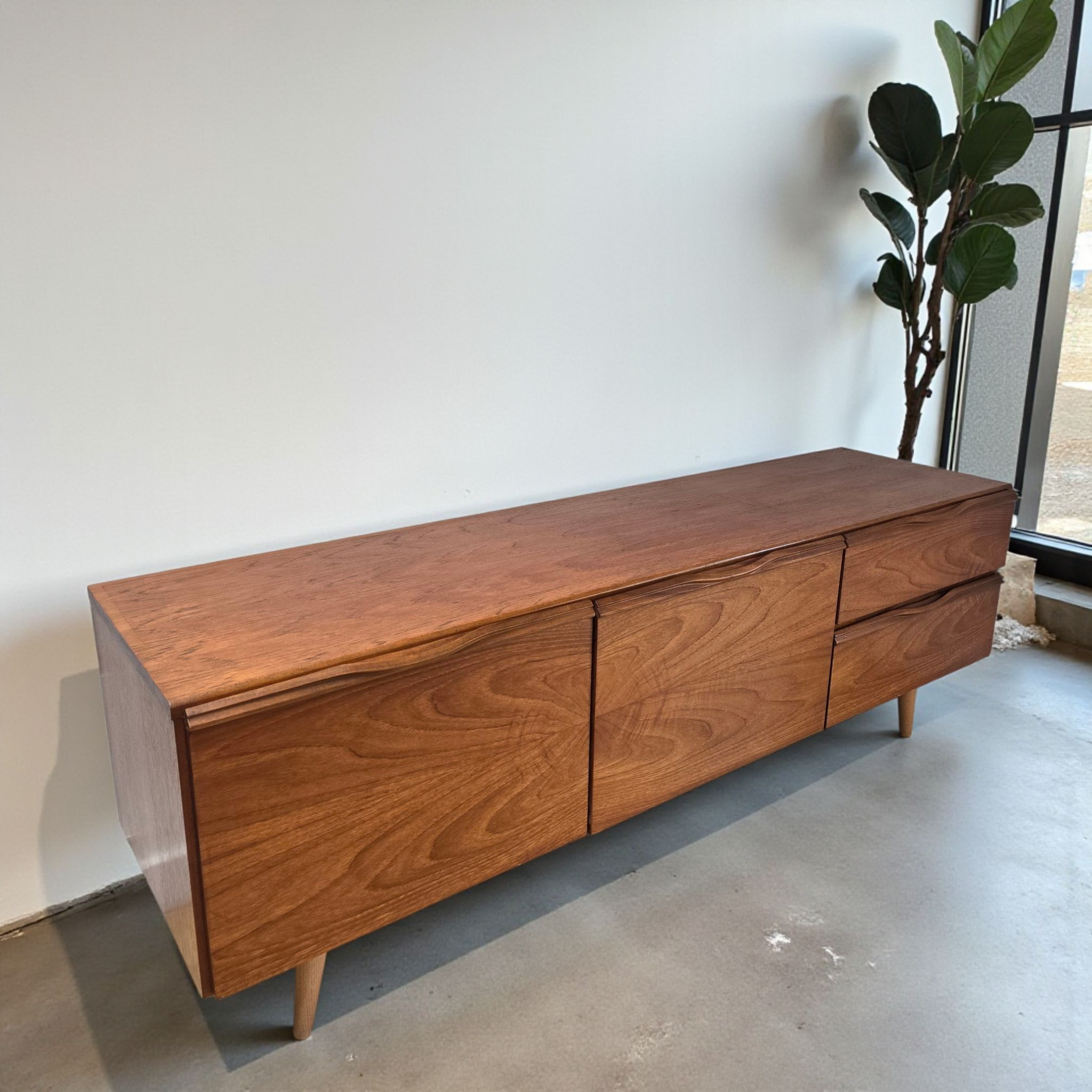 Morris of Glasgow Sideboard