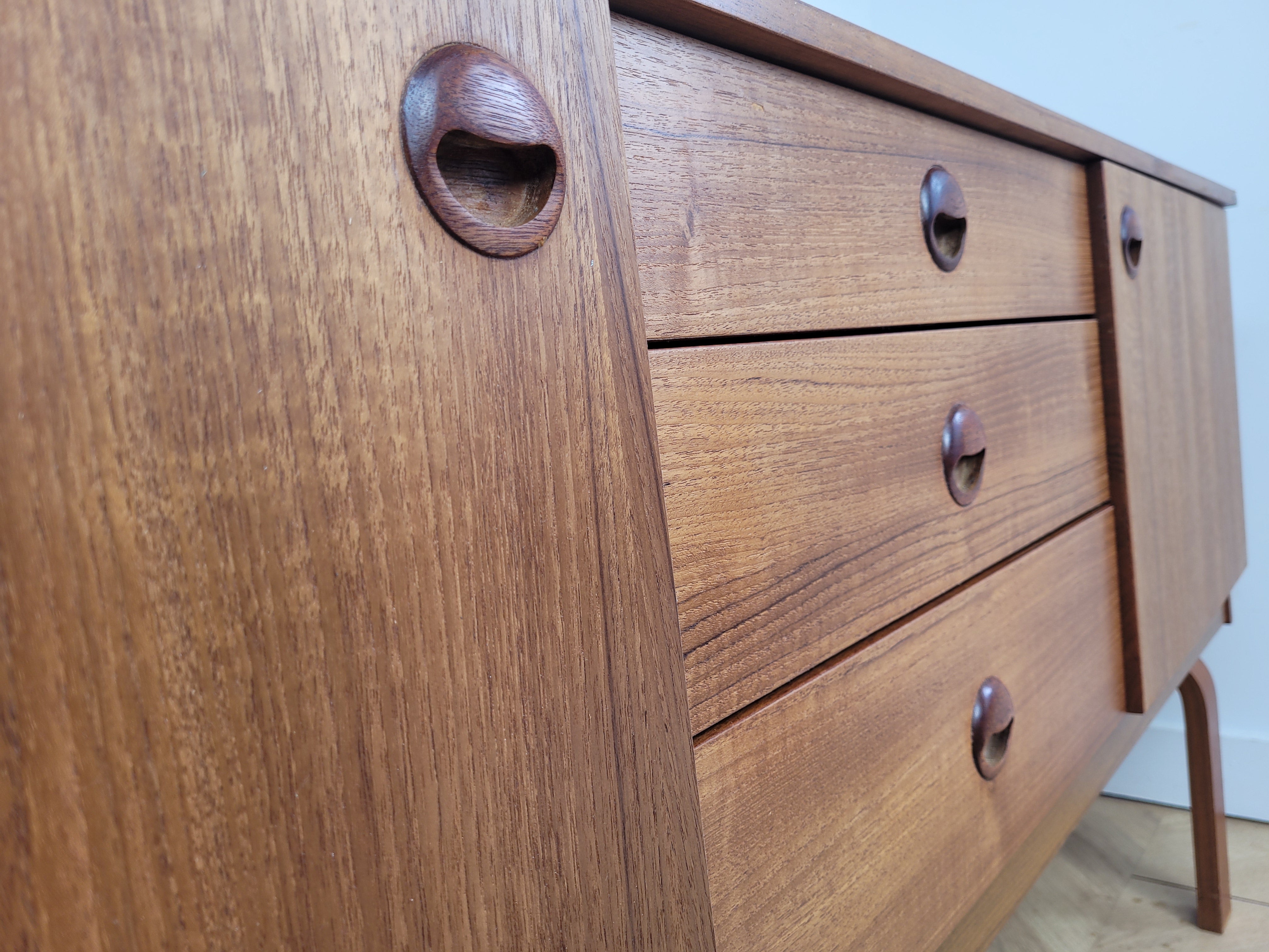 Schreiber Sideboard