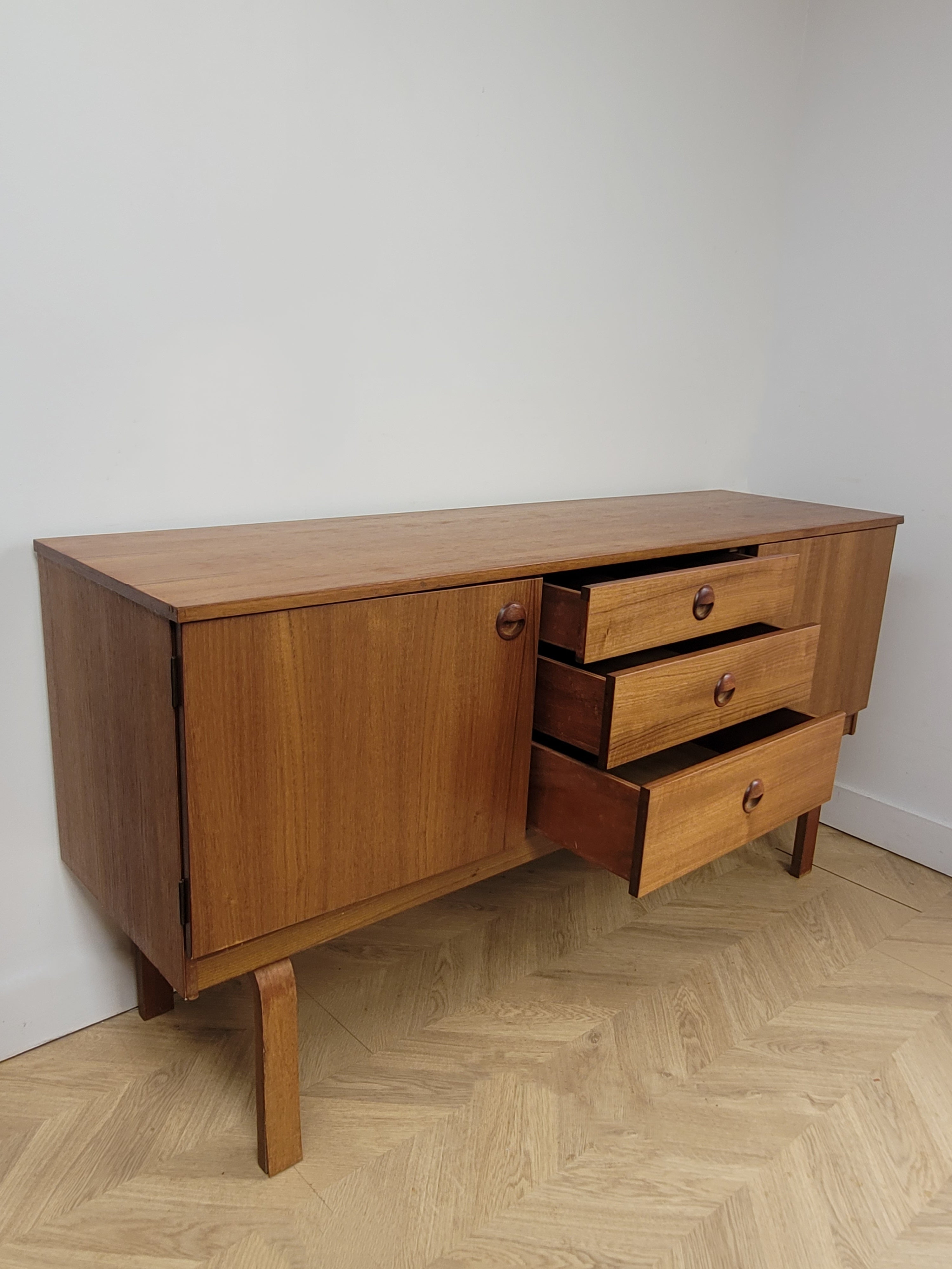 Schreiber Sideboard