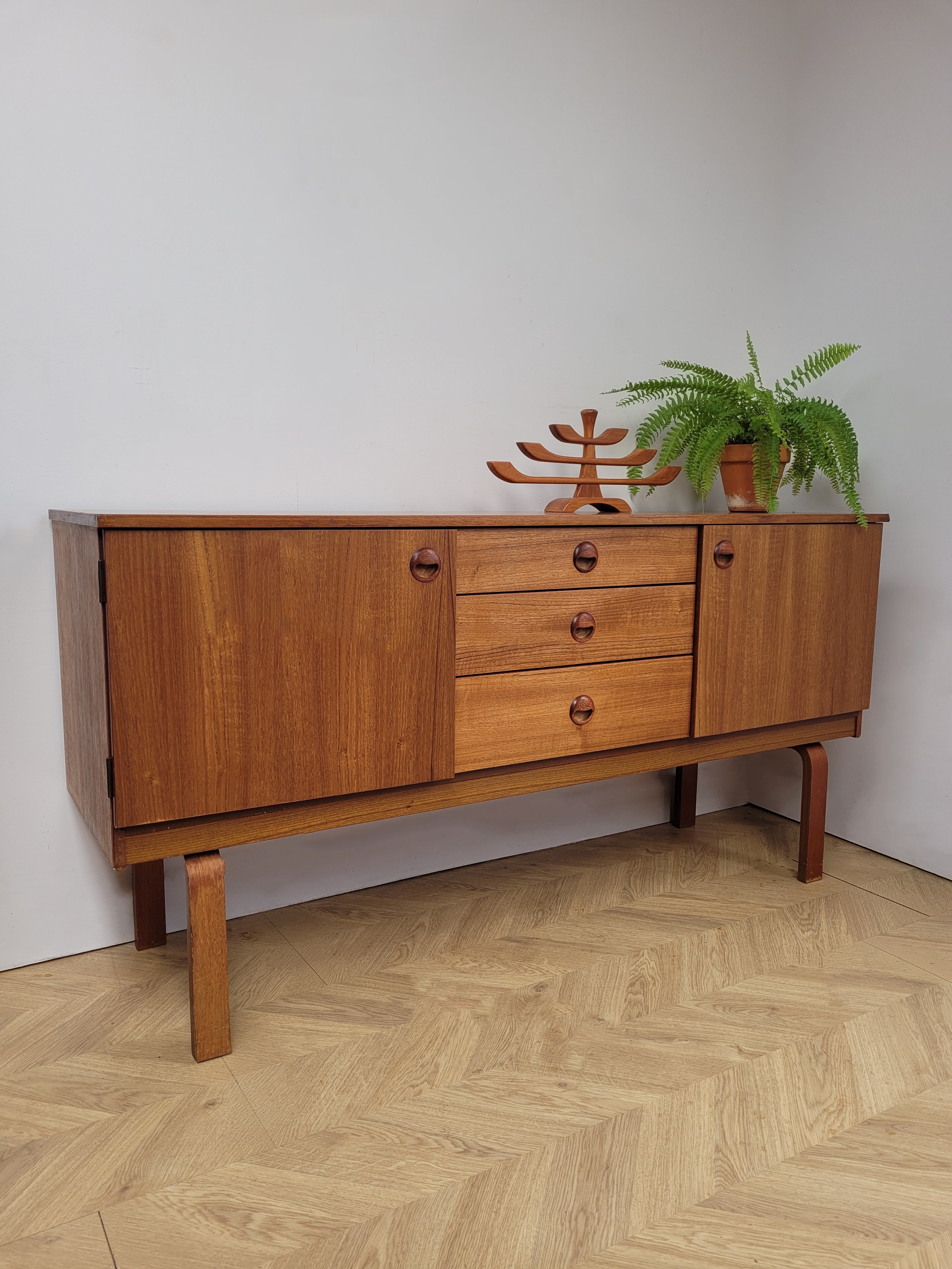 Schreiber Sideboard