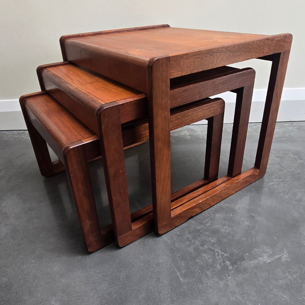 Mid Century Sunelm Nest of Tables