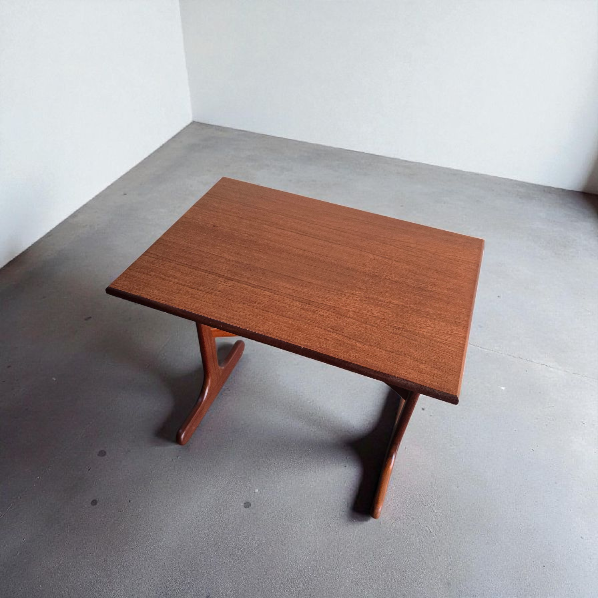 Gplan Nest of Tables