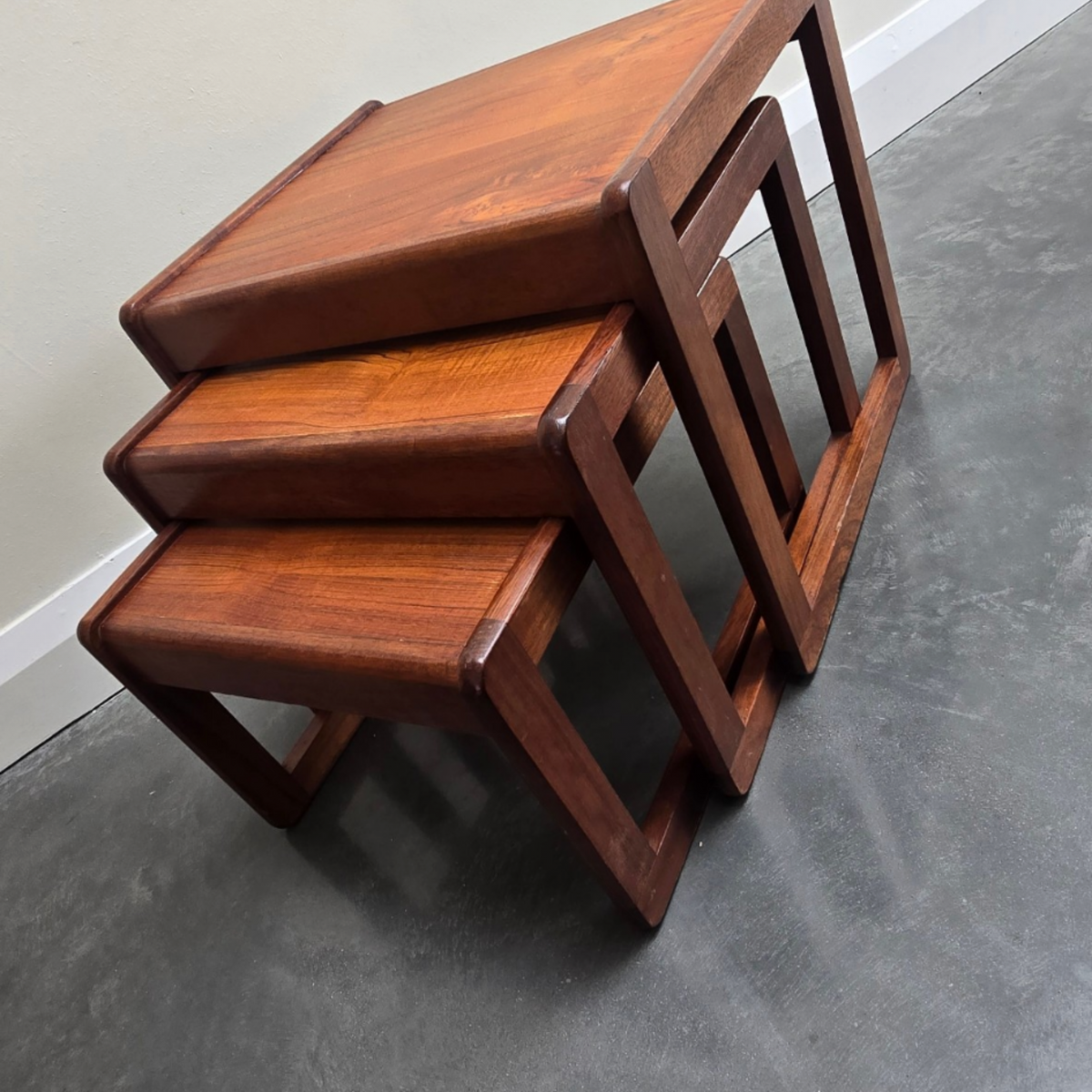 Mid Century Sunelm Nest of Tables