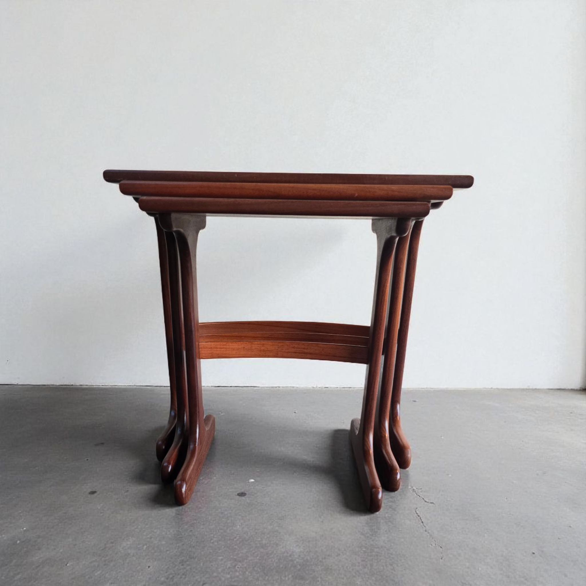 Gplan Nest of Tables