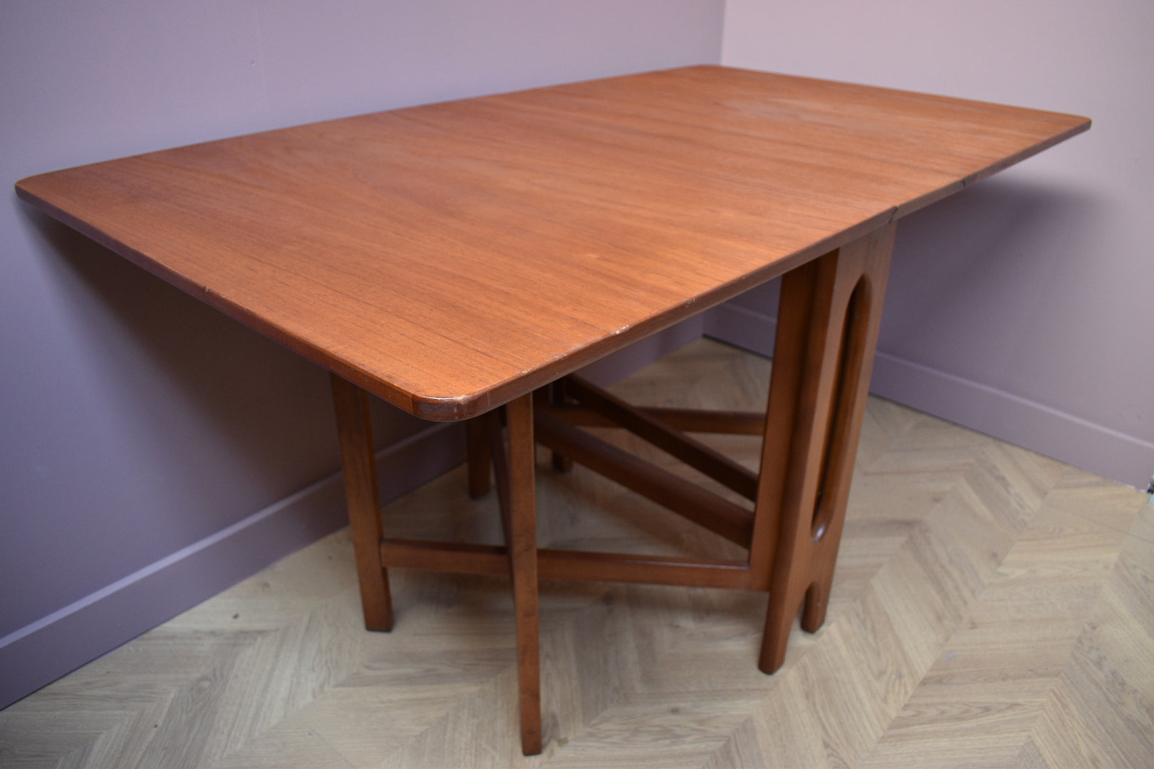 Teak gateleg drop leaf table