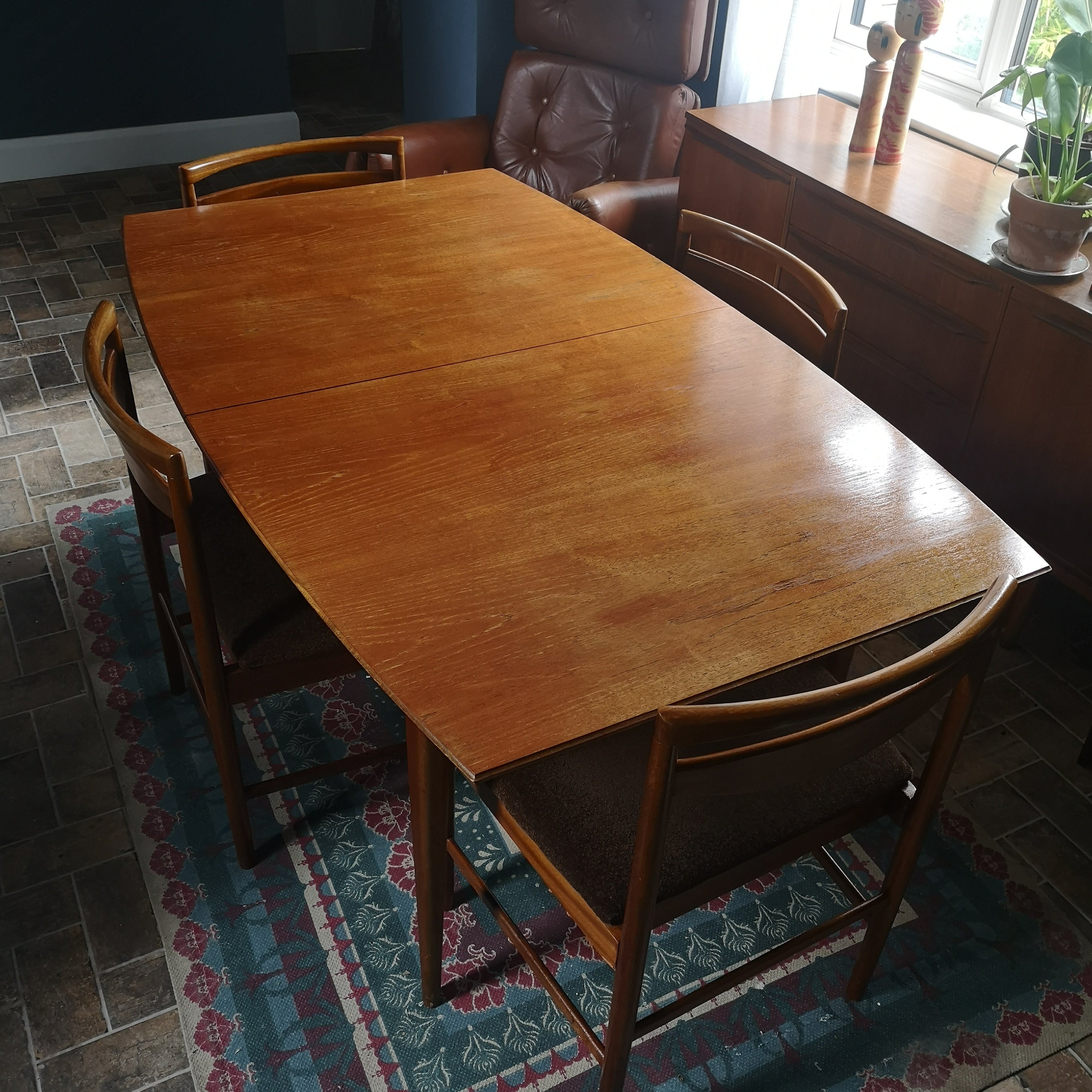 Mcintosh teak extended table & 4 chairs