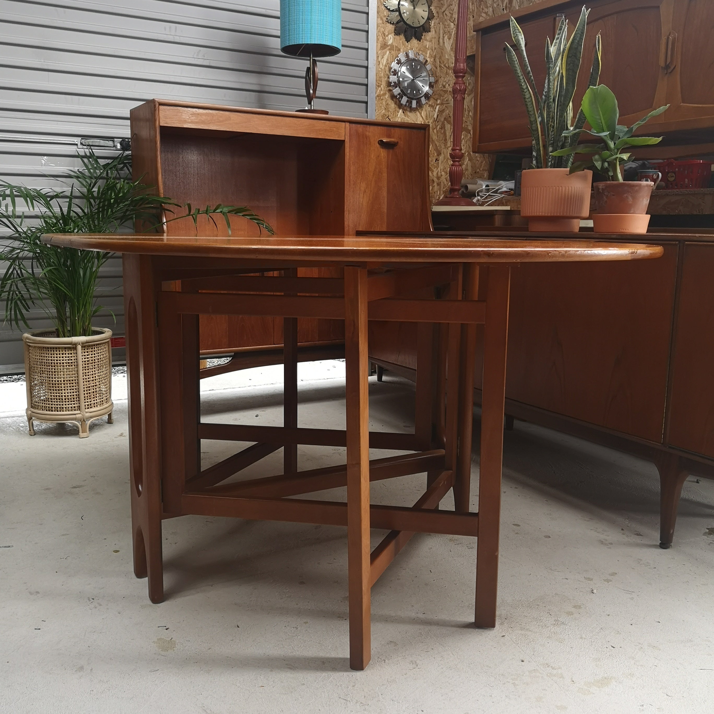 Mcintosh teak gateleg table