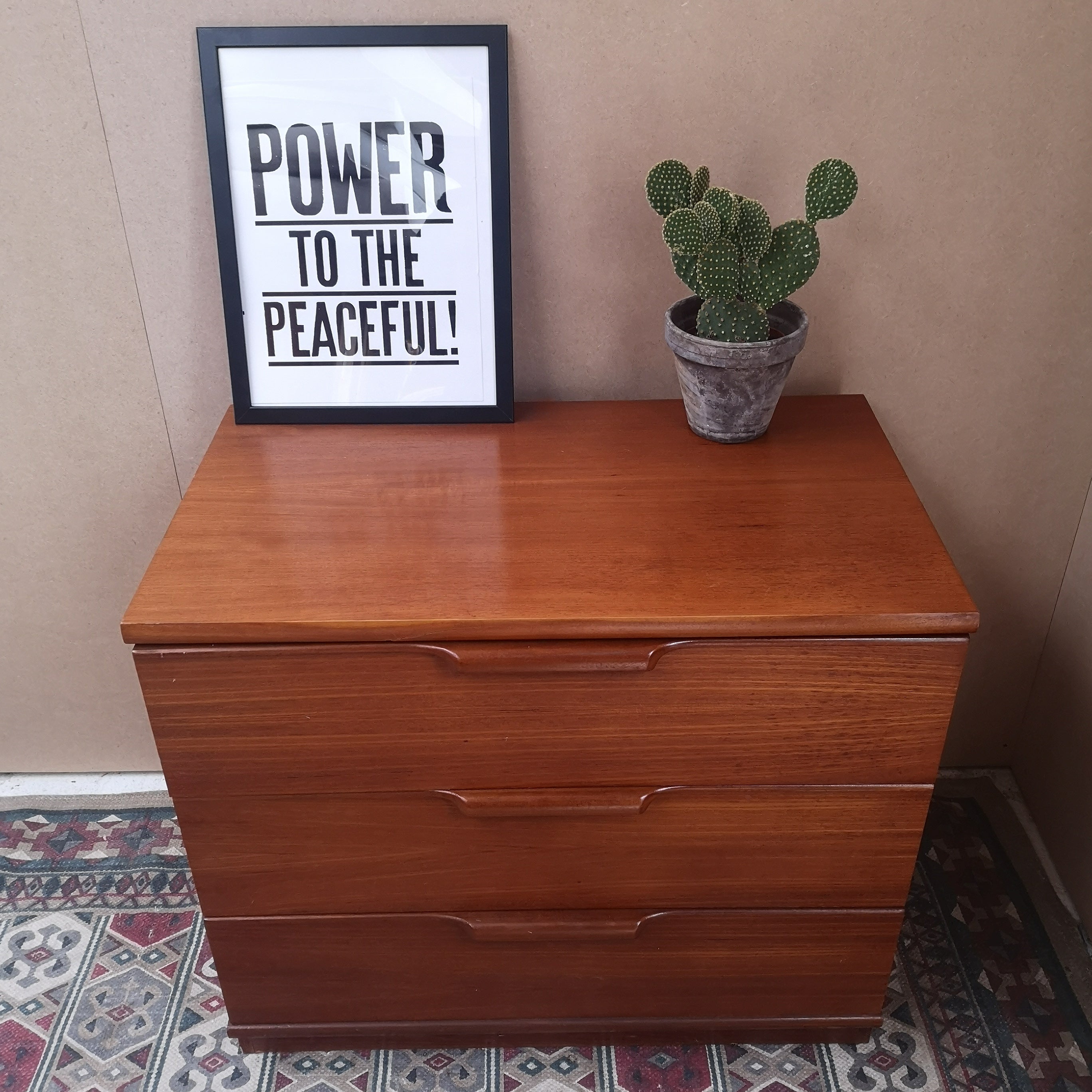 Teak chest of drawers